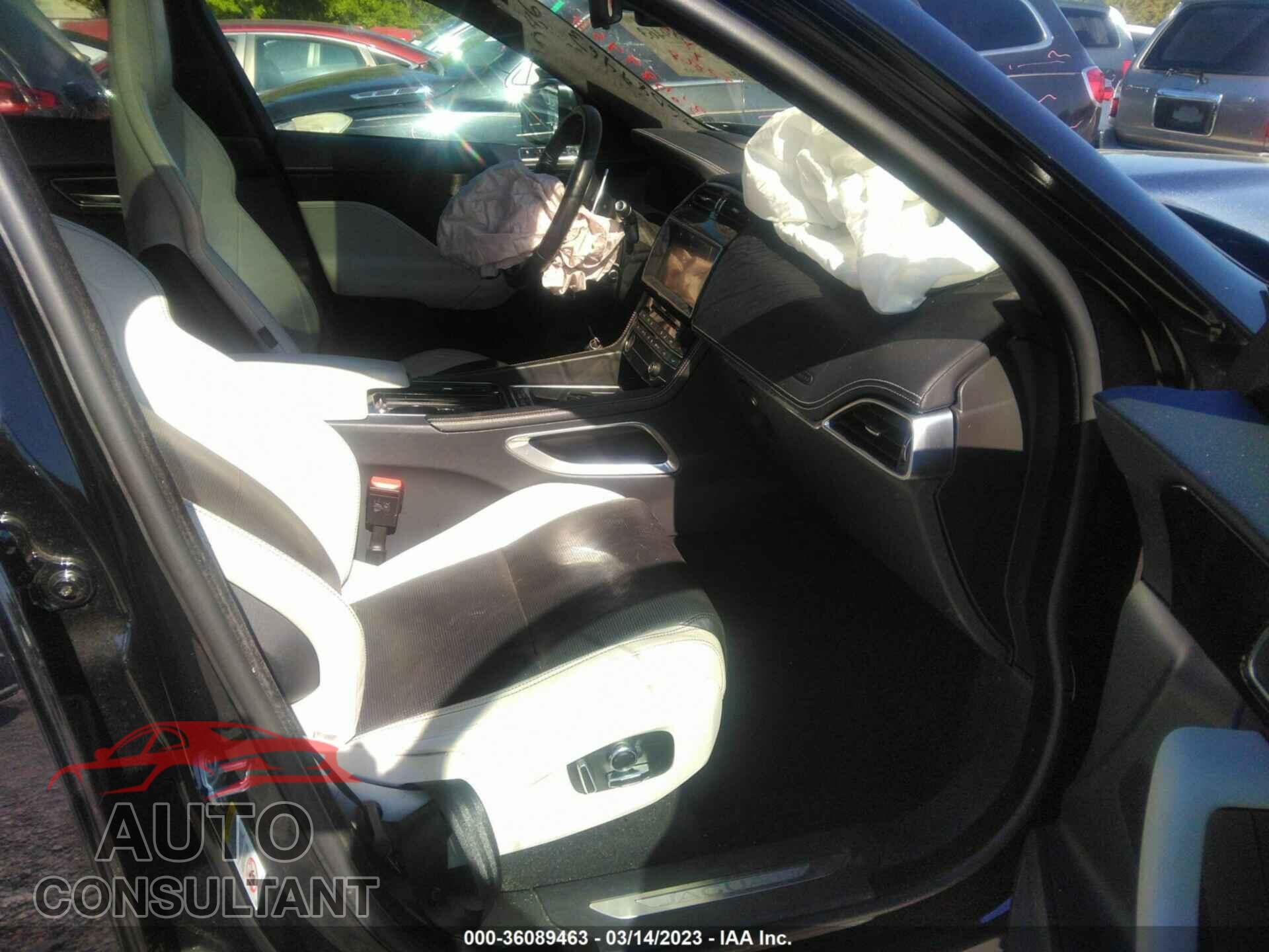 JAGUAR F-PACE 2019 - SADCL2FX2KA607426