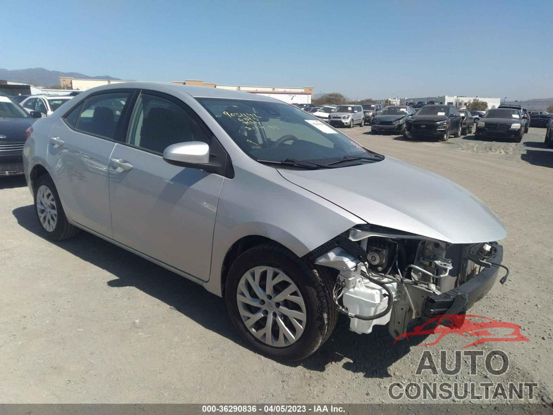 TOYOTA COROLLA 2018 - 5YFBURHEXJP835841