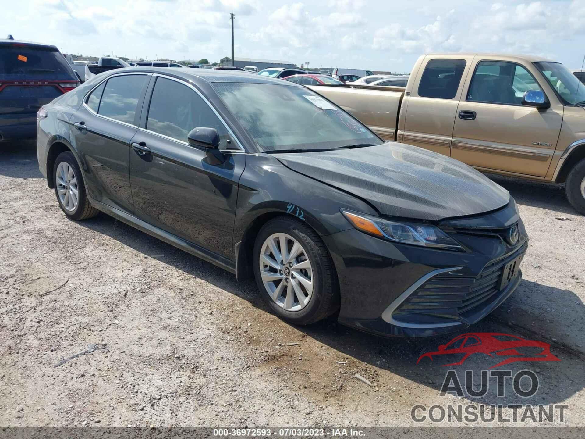 TOYOTA CAMRY 2023 - 4T1C11AK9PU776268