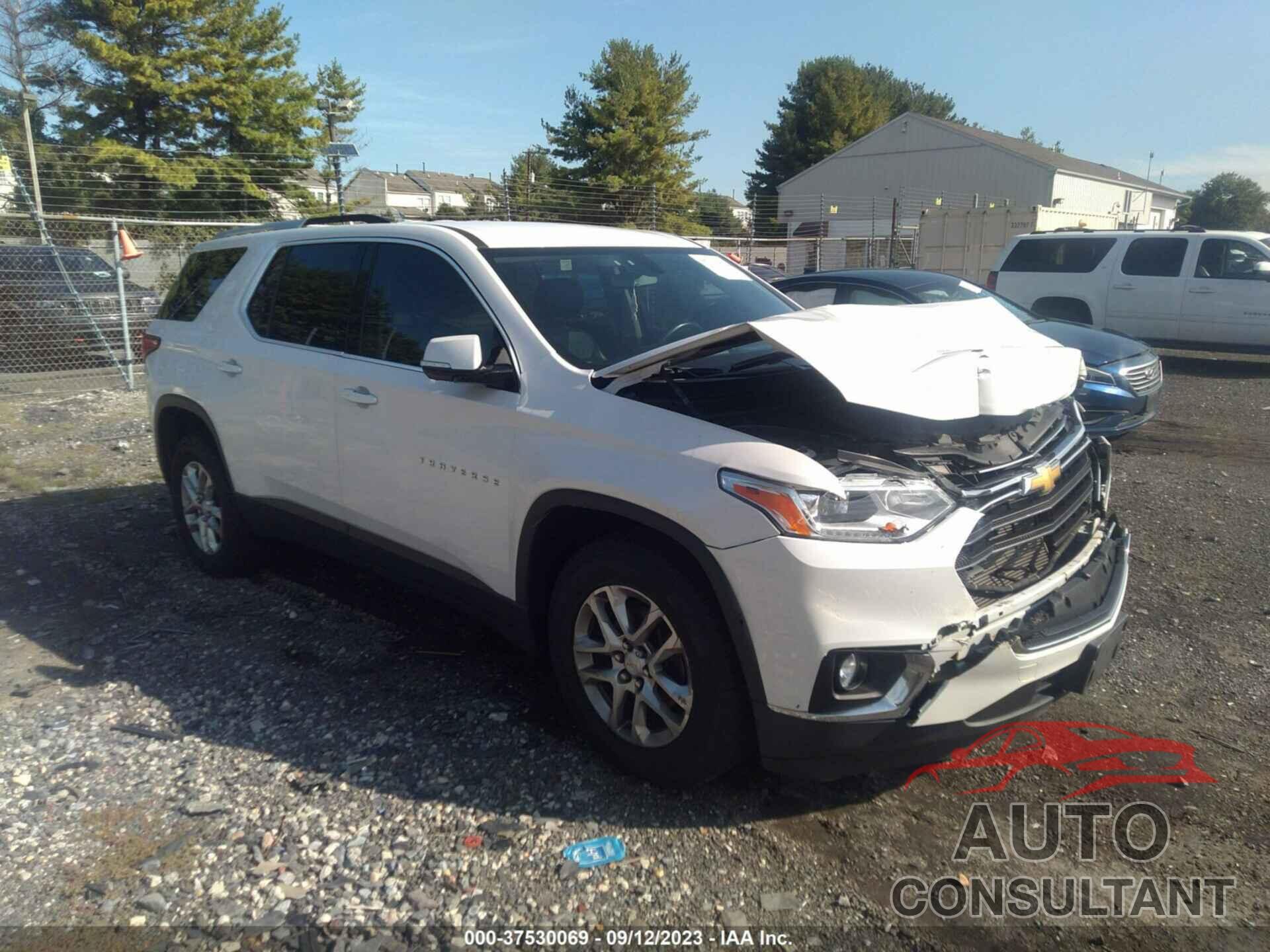 CHEVROLET TRAVERSE 2018 - 1GNEVGKW8JJ107625