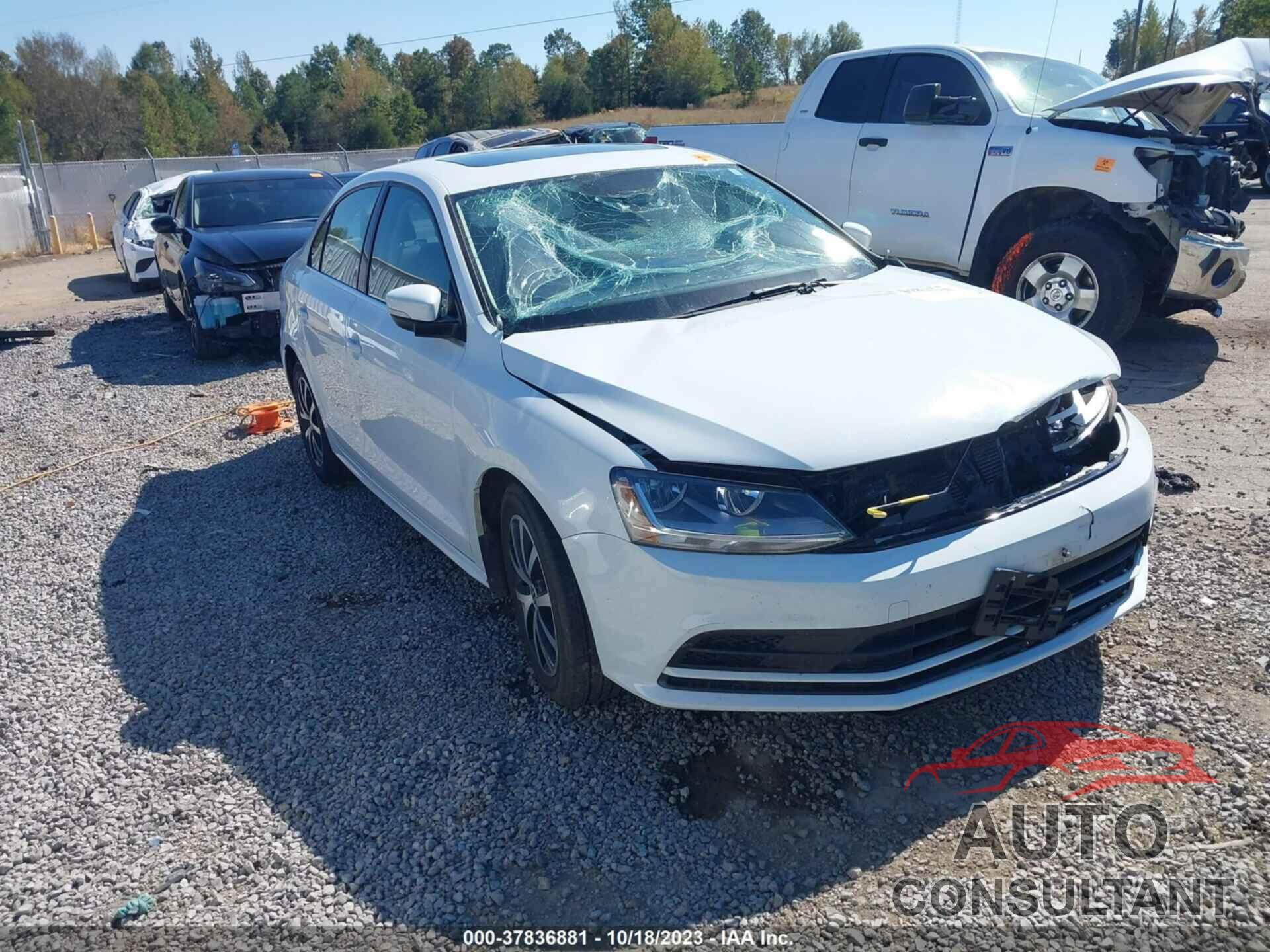 VOLKSWAGEN JETTA 2017 - 3VWDB7AJ8HM377371