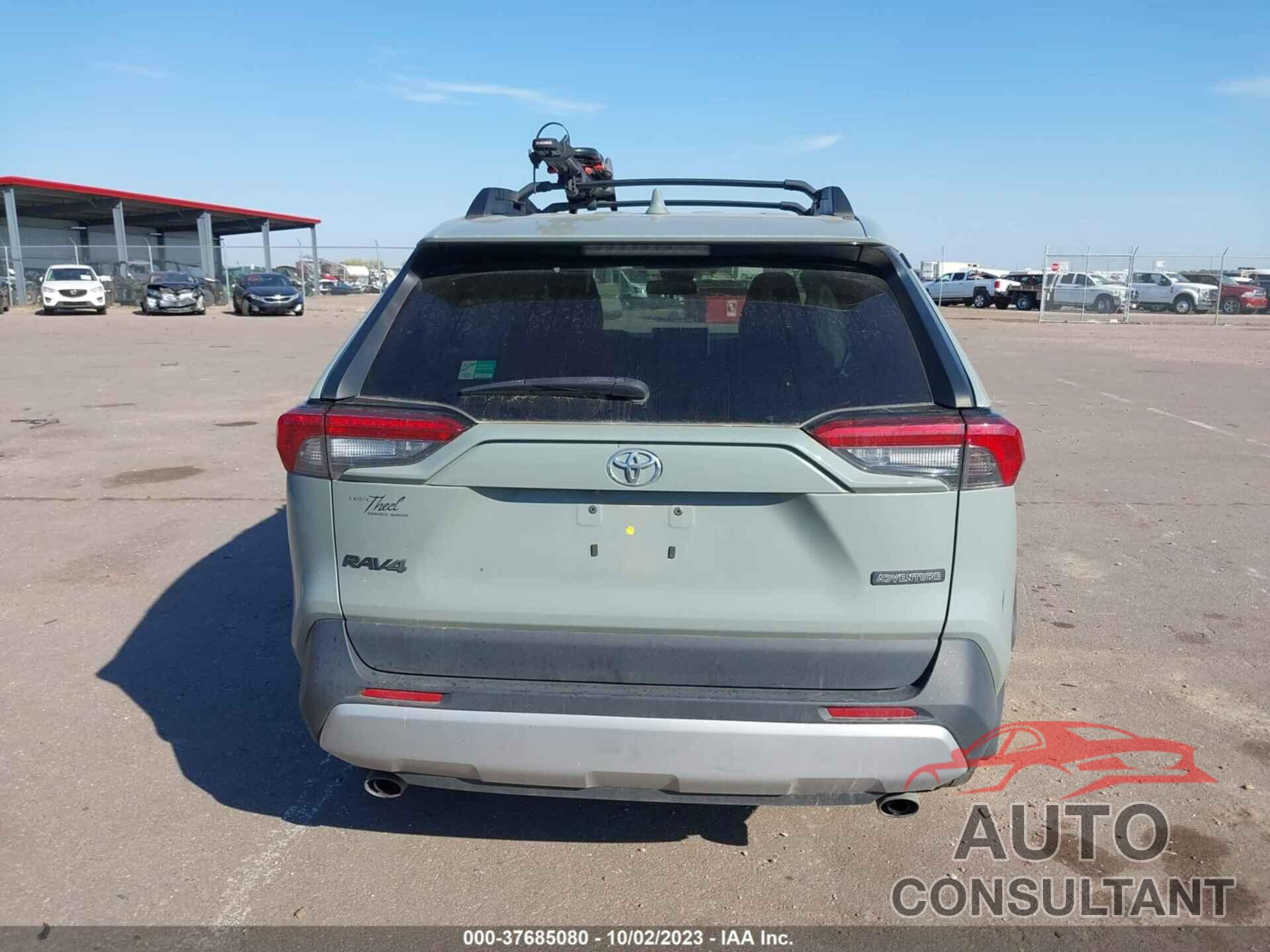 TOYOTA RAV4 2019 - 2T3J1RFV3KW013171