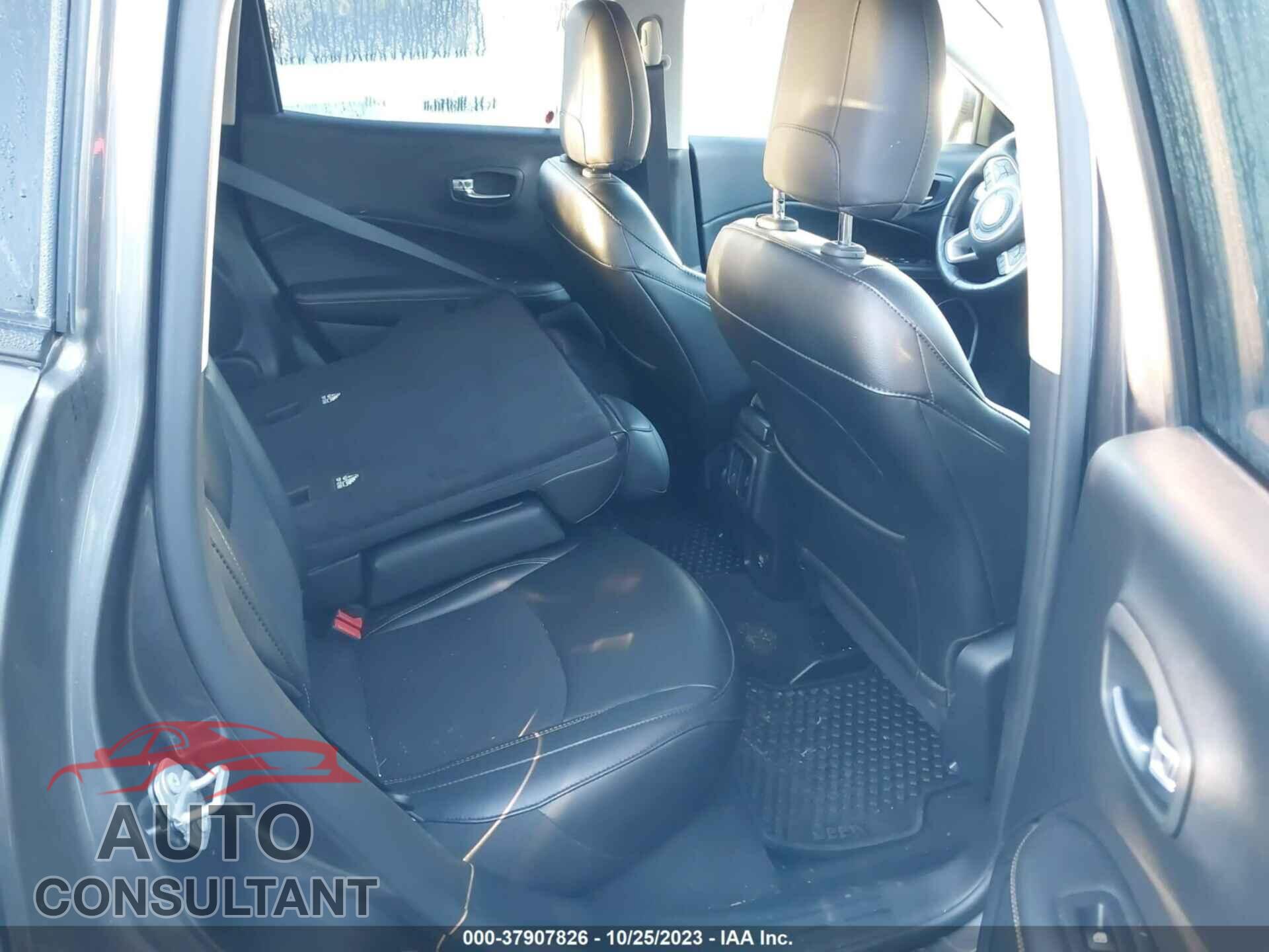 JEEP COMPASS 2020 - 3C4NJDBB7LT115596