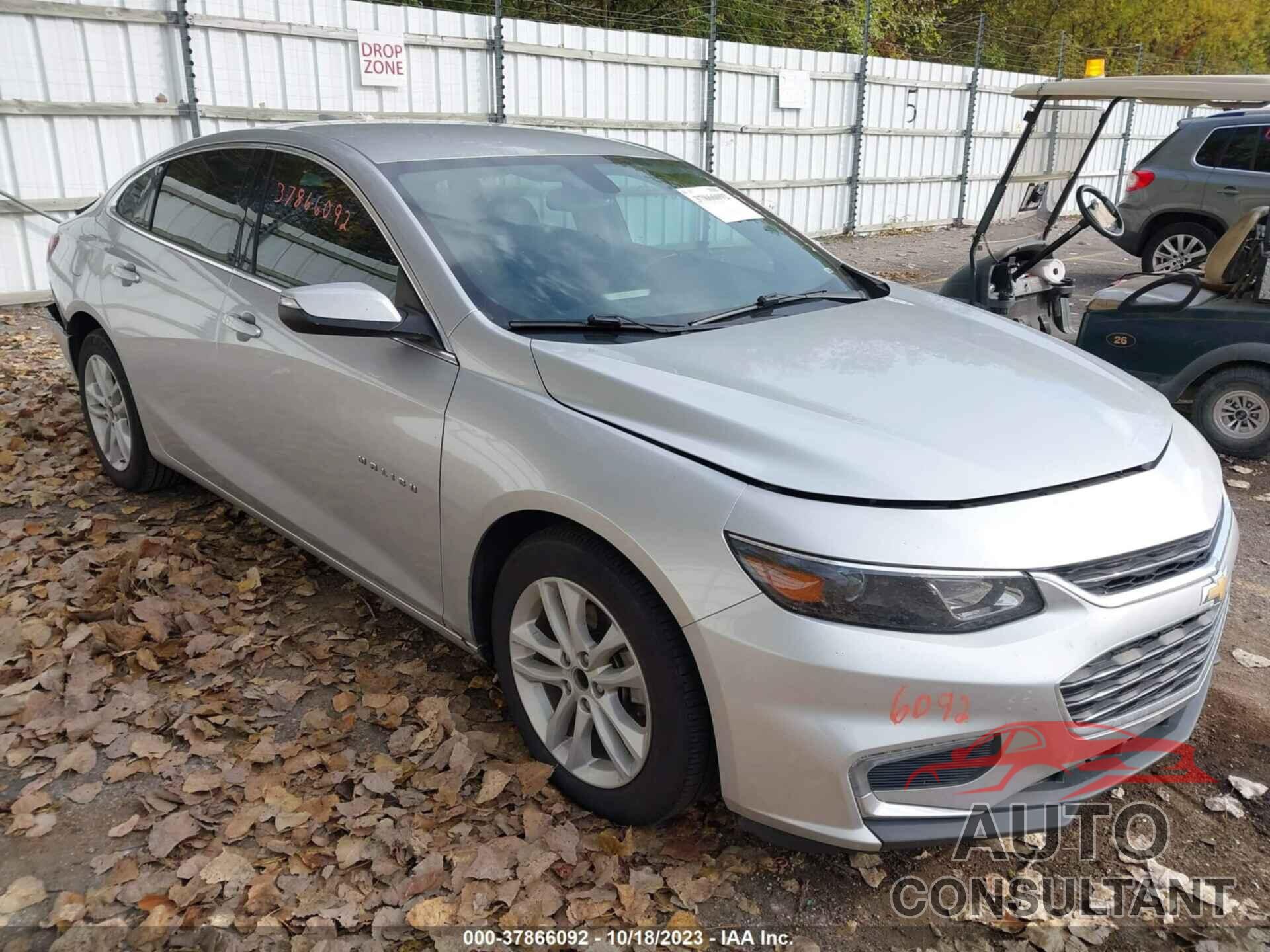 CHEVROLET MALIBU 2018 - 1G1ZD5ST8JF117414