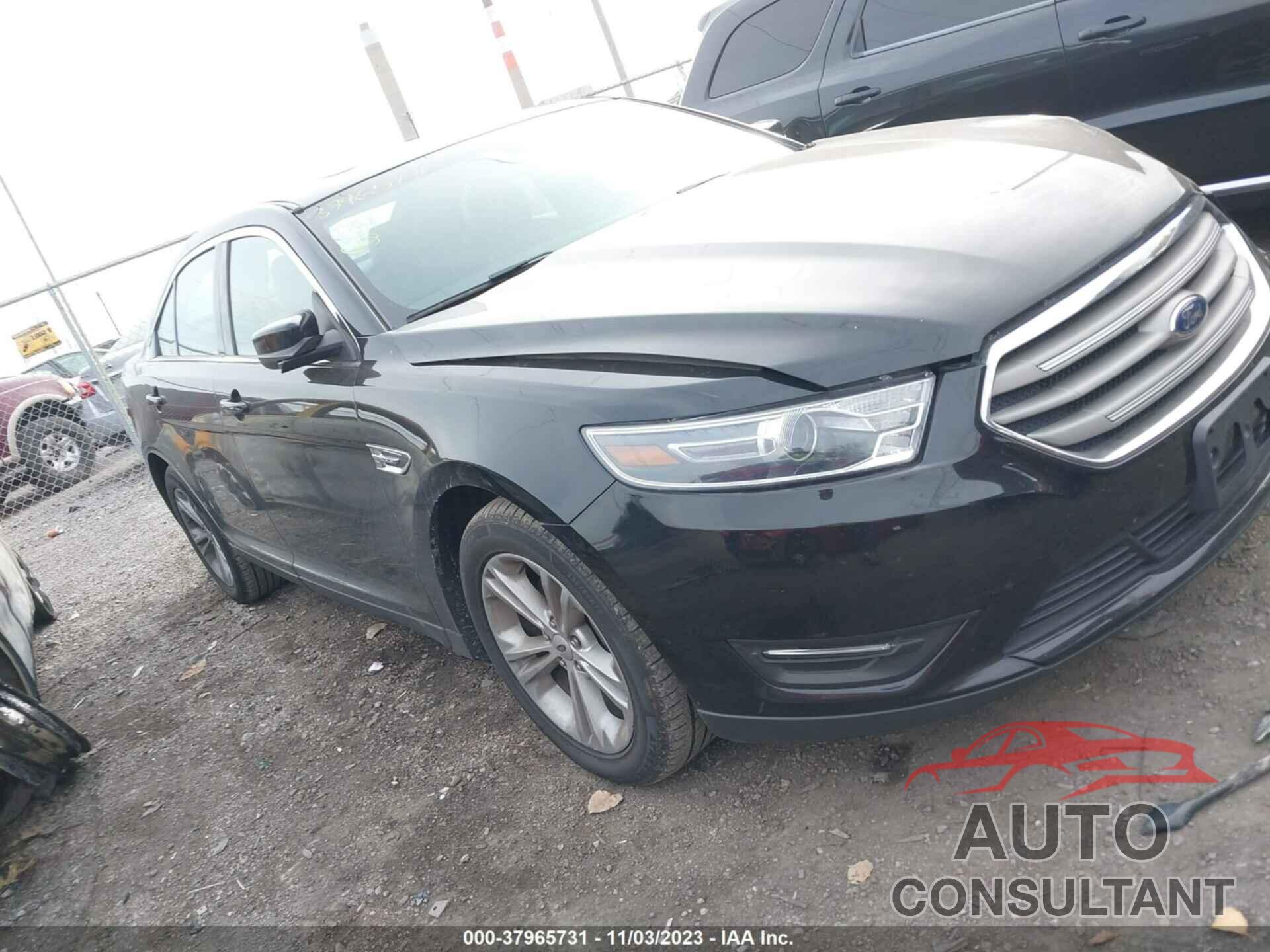 FORD TAURUS 2018 - 1FAHP2E85JG124966