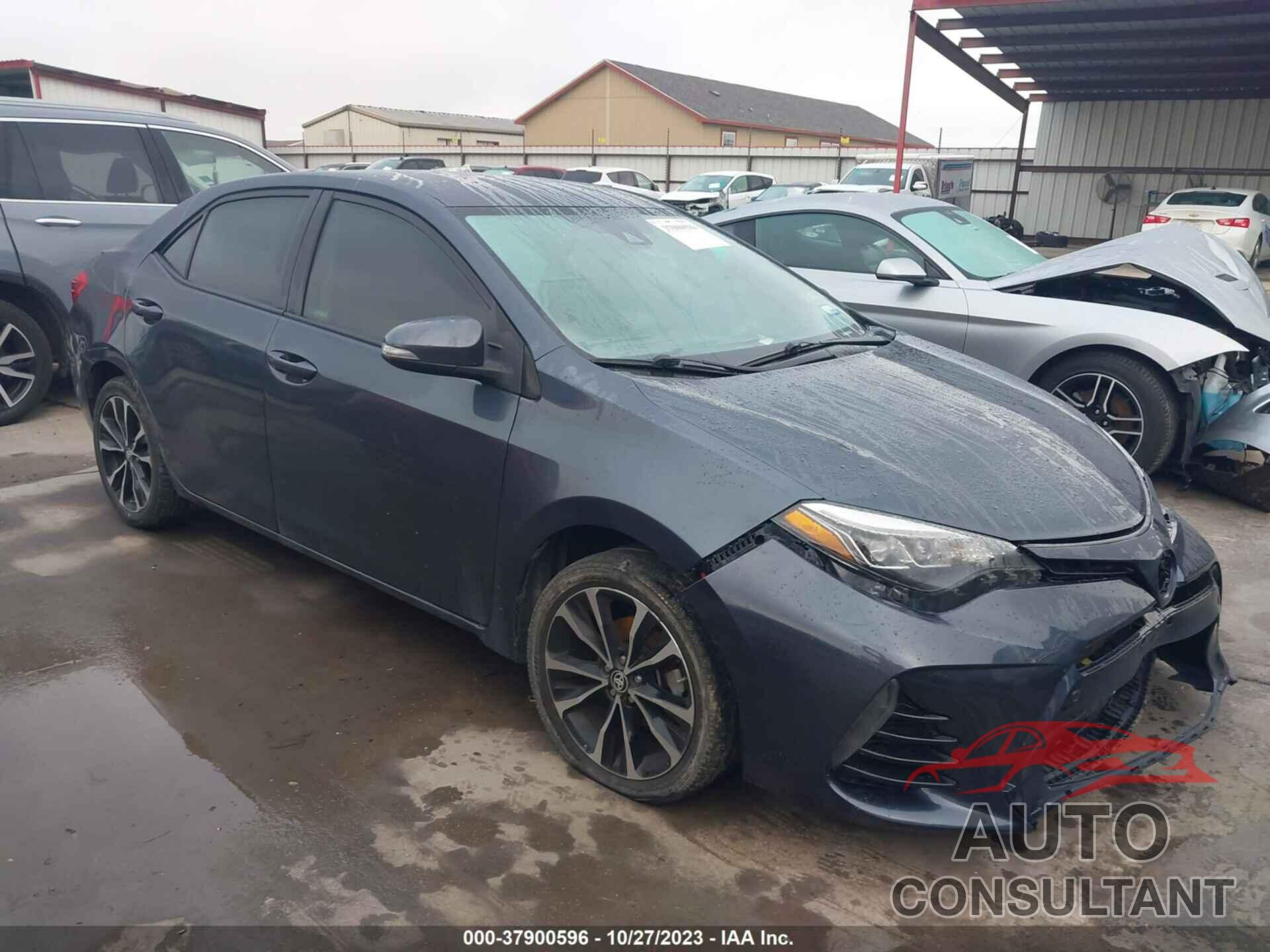 TOYOTA COROLLA 2018 - 5YFBURHEXJP812155