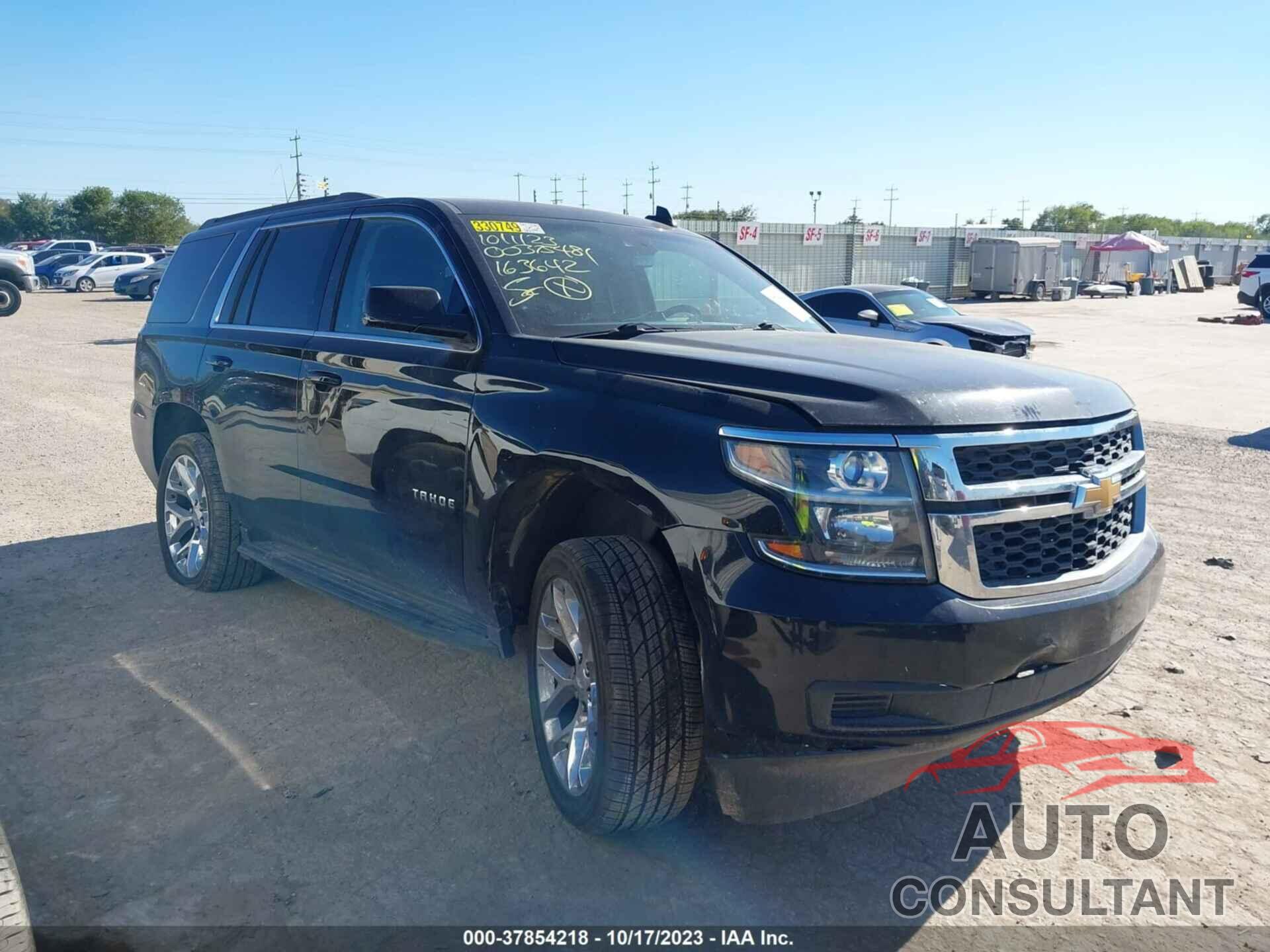 CHEVROLET TAHOE 2017 - 1GNSCBKC6HR163642