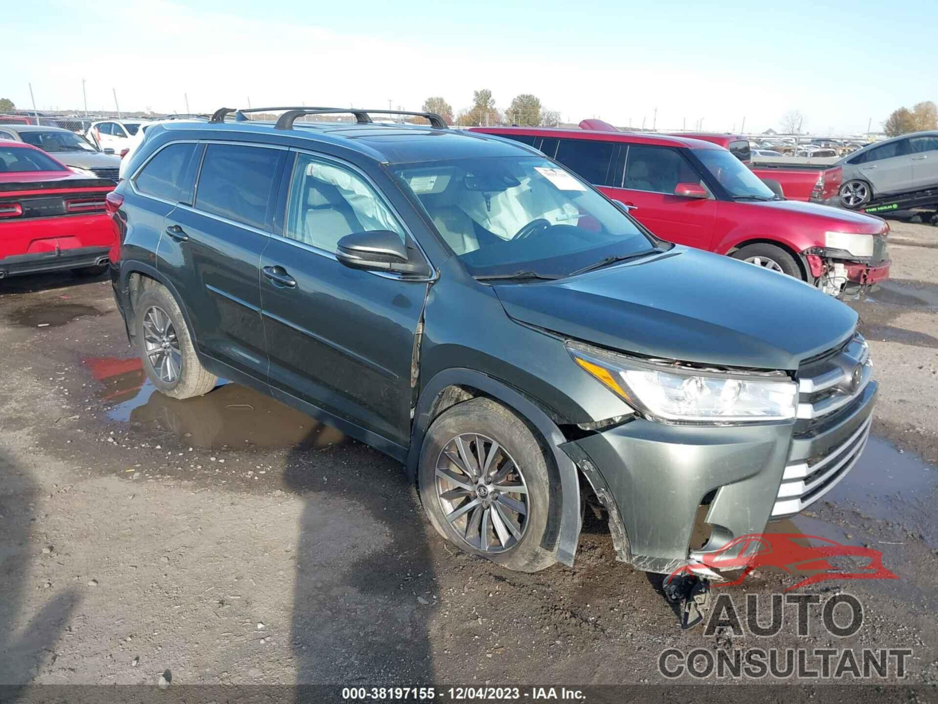 TOYOTA HIGHLANDER 2019 - 5TDJZRFH5KS945005