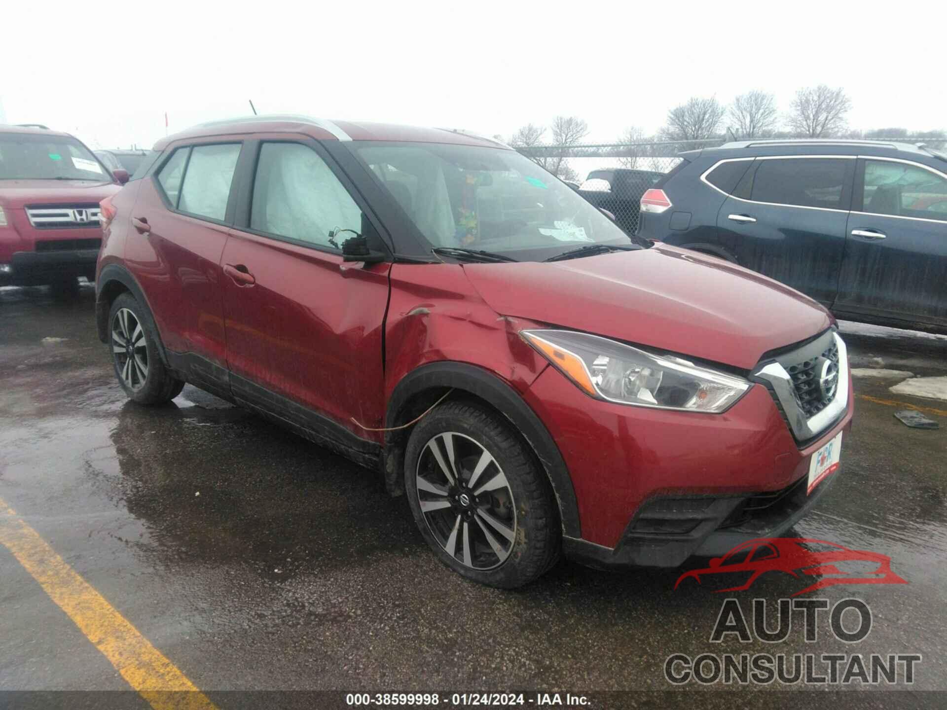 NISSAN KICKS 2018 - 3N1CP5CU6JL520019