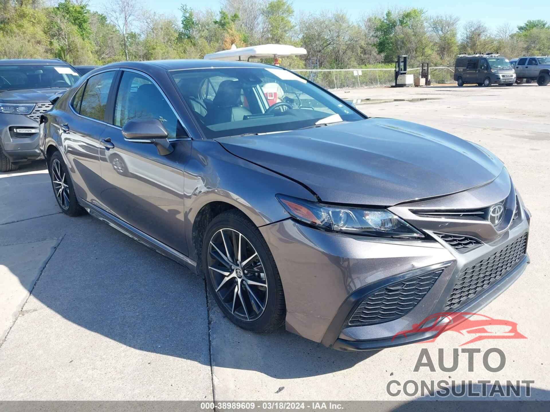 TOYOTA CAMRY 2024 - 4T1G11AK8RU206525