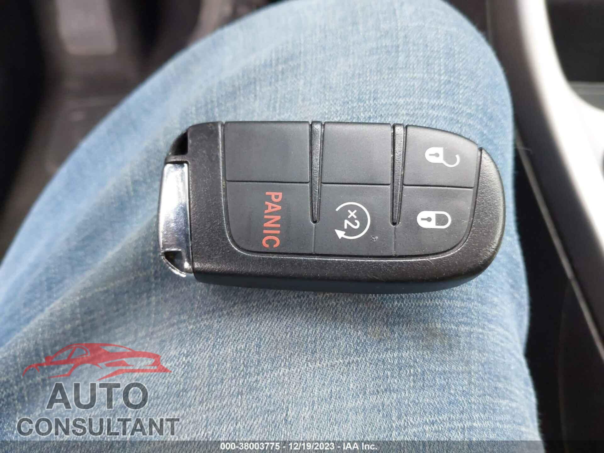 JEEP COMPASS 2017 - 3C4NJCBB7HT653300