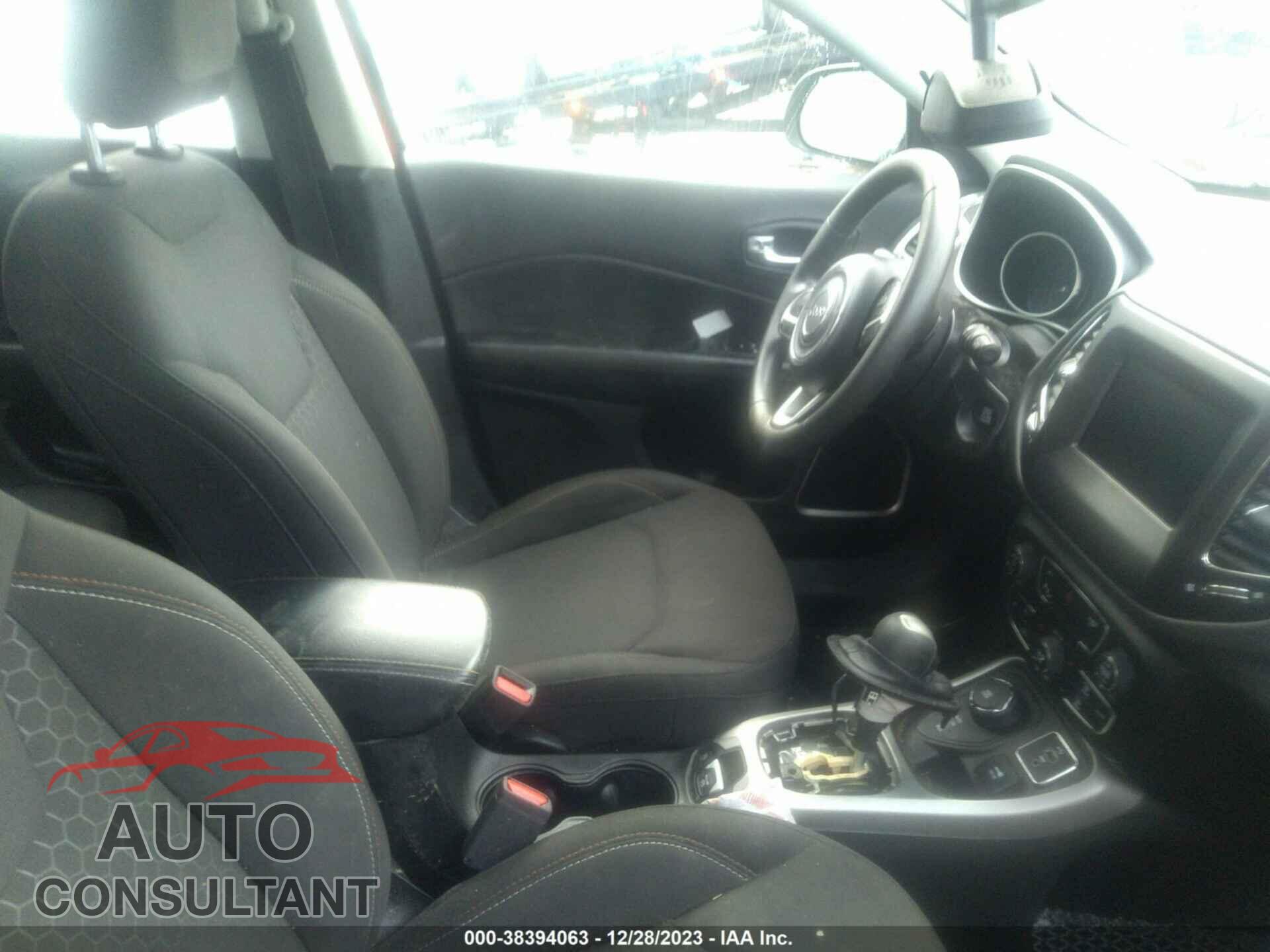 JEEP COMPASS 2018 - 3C4NJDABXJT464864