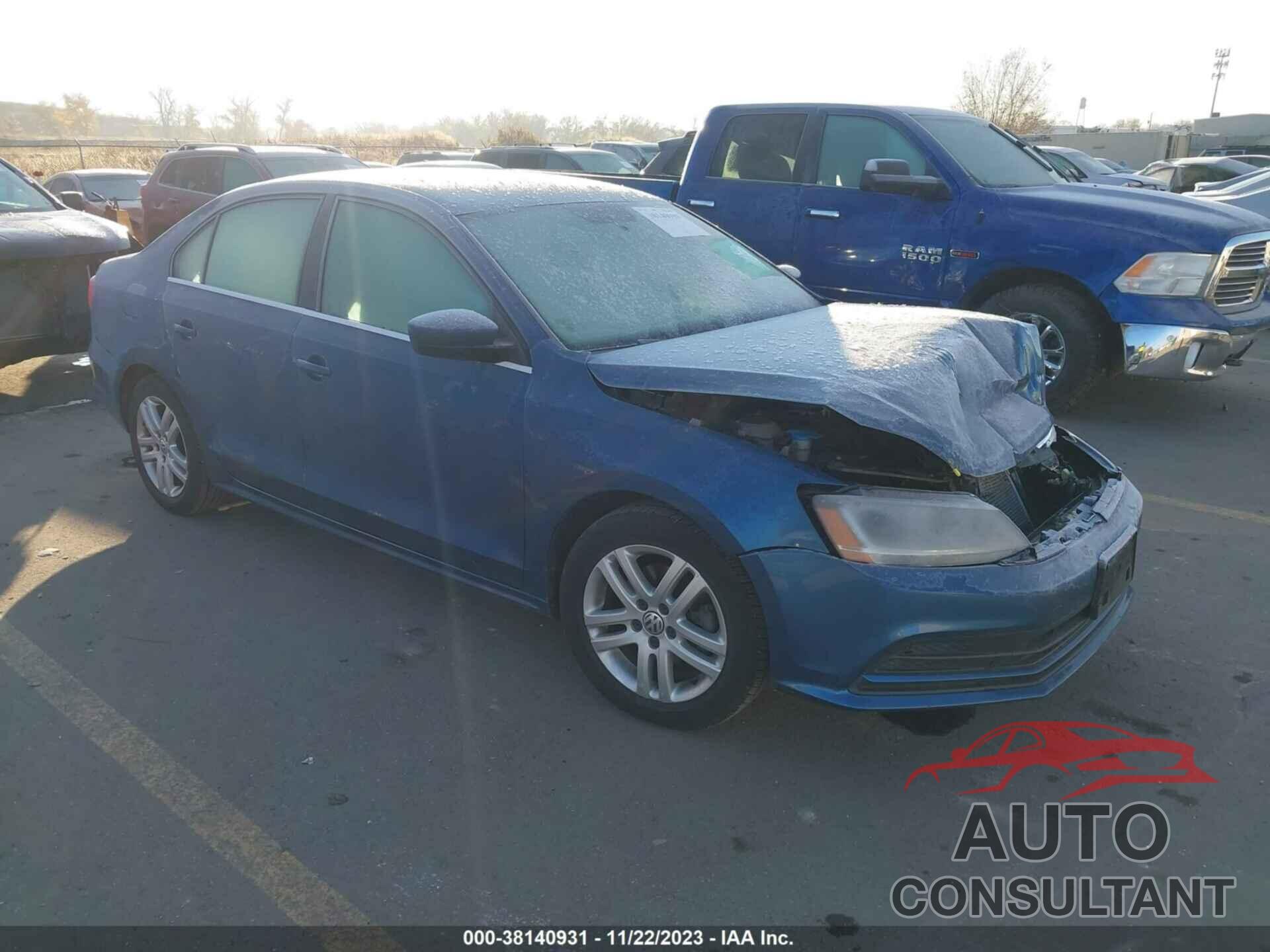 VOLKSWAGEN JETTA 2017 - 3VW2B7AJ4HM379271