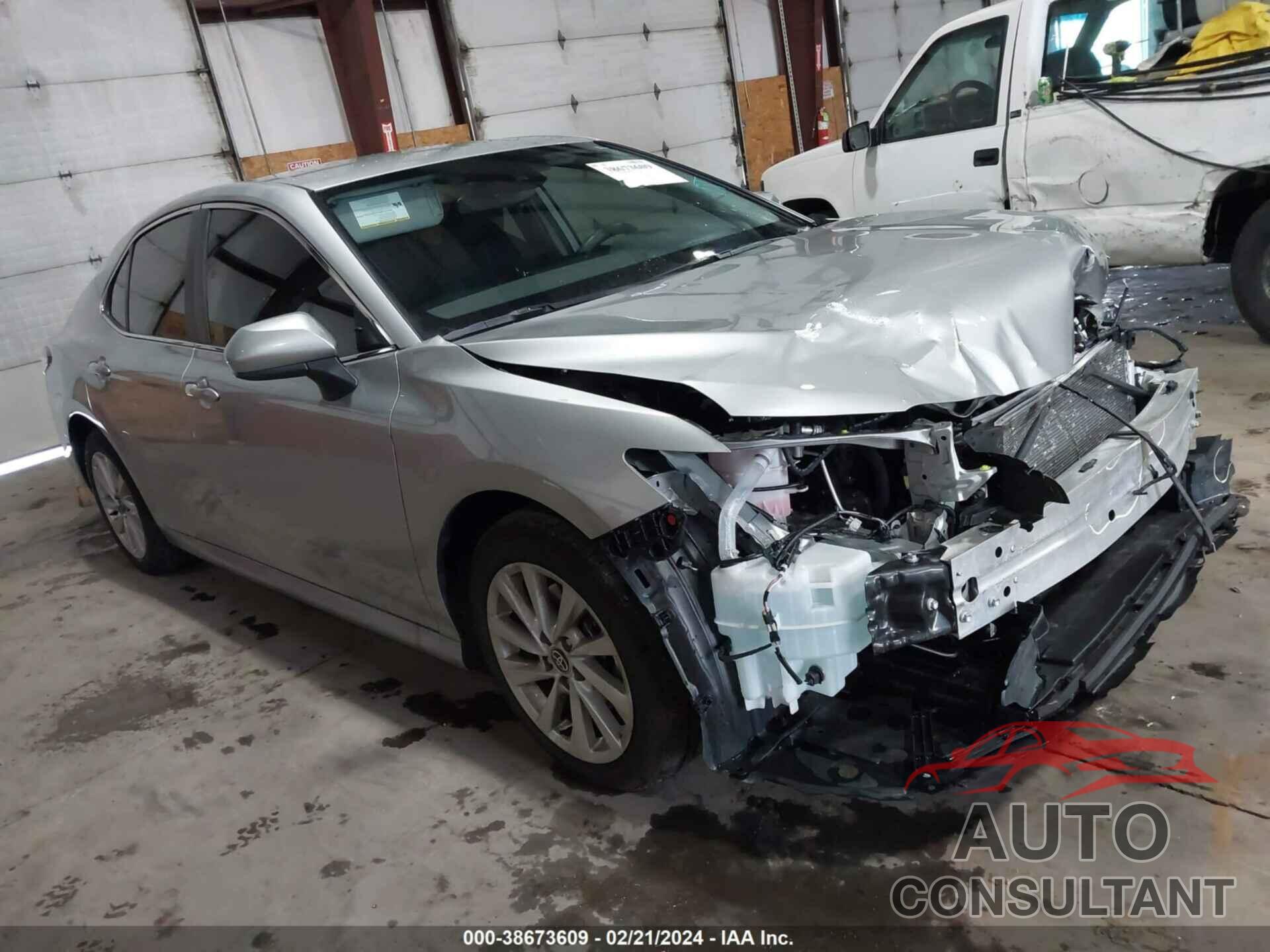TOYOTA CAMRY 2023 - 4T1C11AK3PU107218