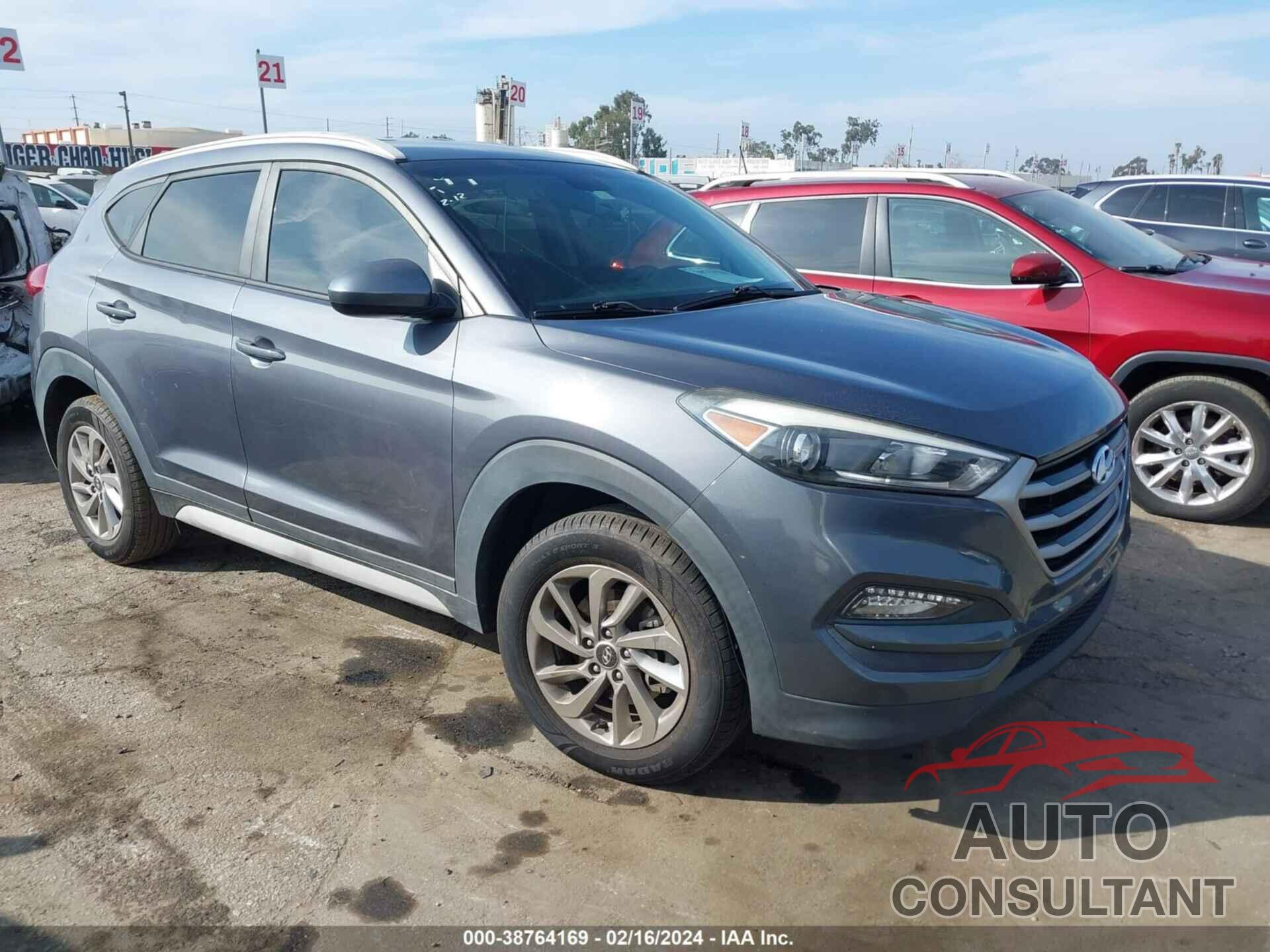 HYUNDAI TUCSON 2018 - KM8J33A44JU802149