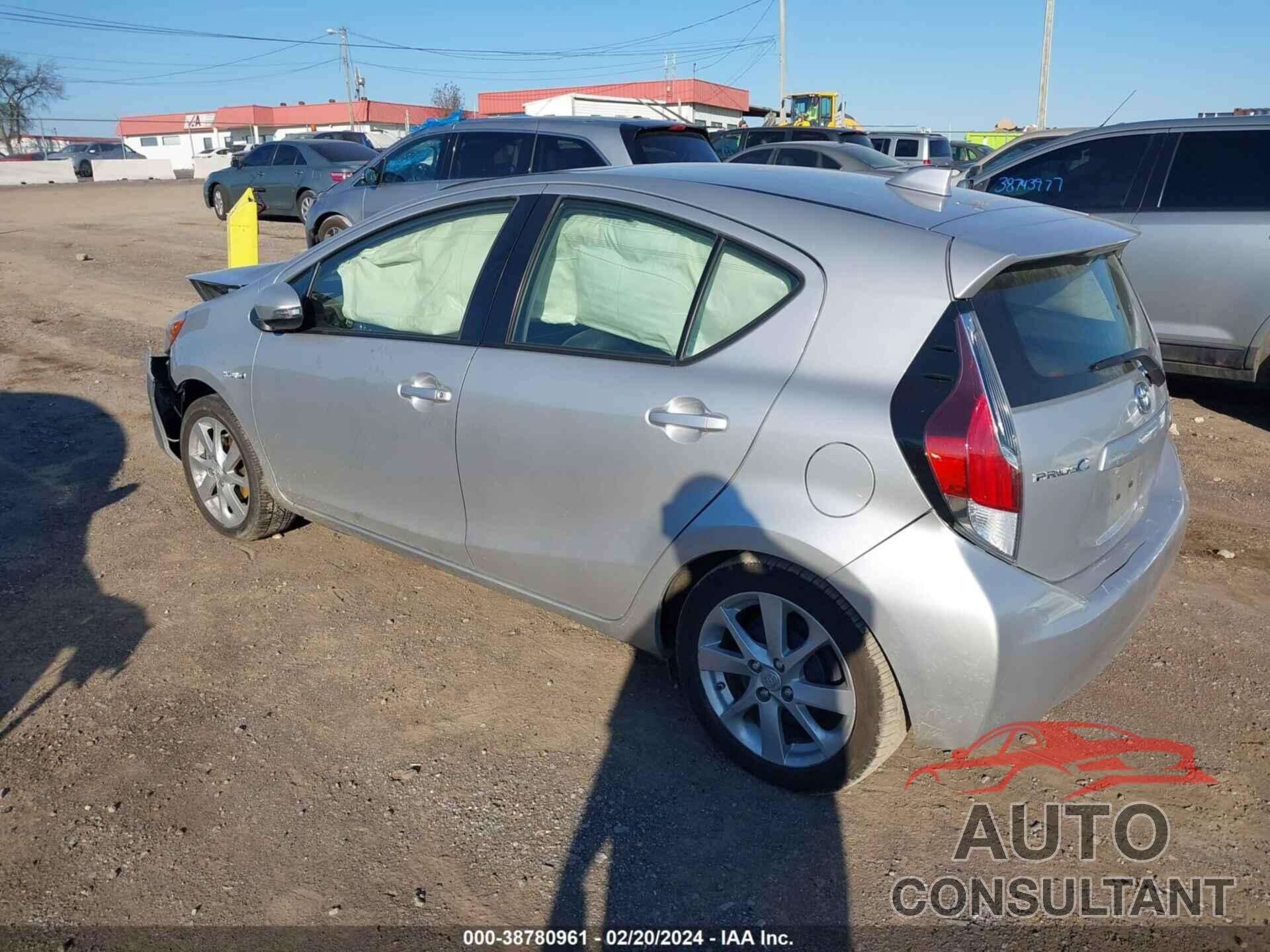 TOYOTA PRIUS C 2016 - JTDKDTB30G1137515