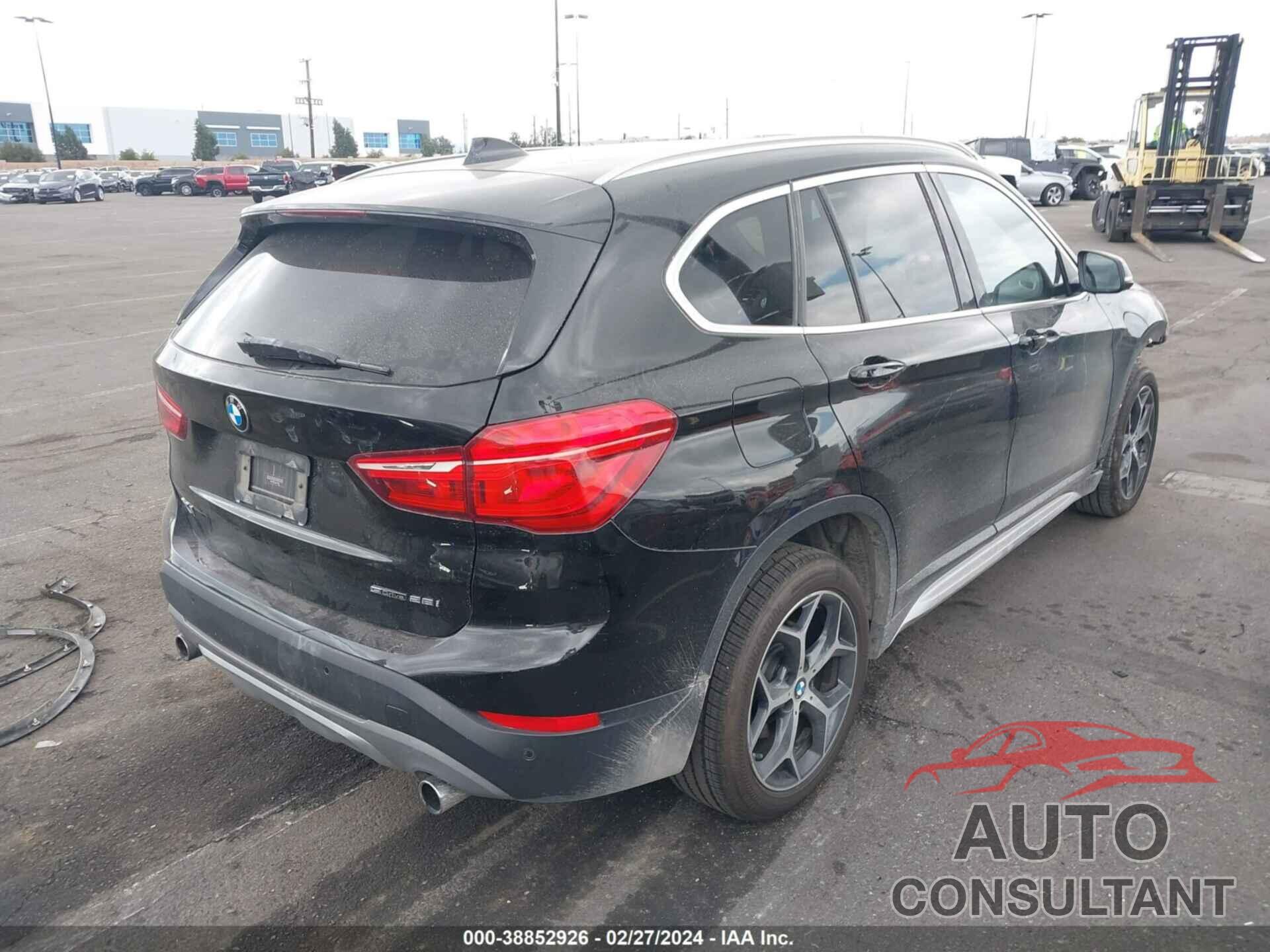 BMW X1 2018 - WBXHU7C32J5L09501