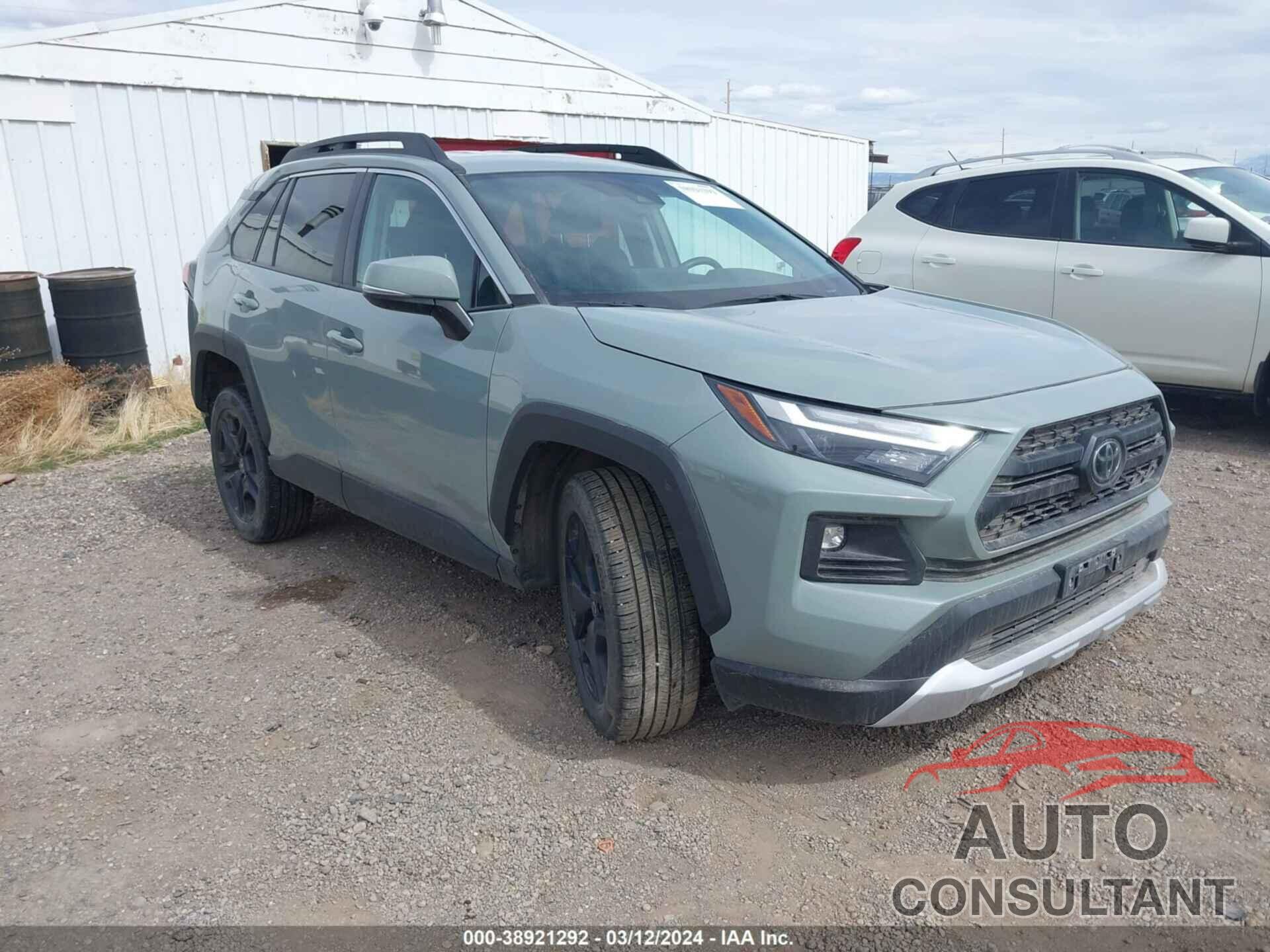 TOYOTA RAV4 2022 - 2T3J1RFV2NW273081