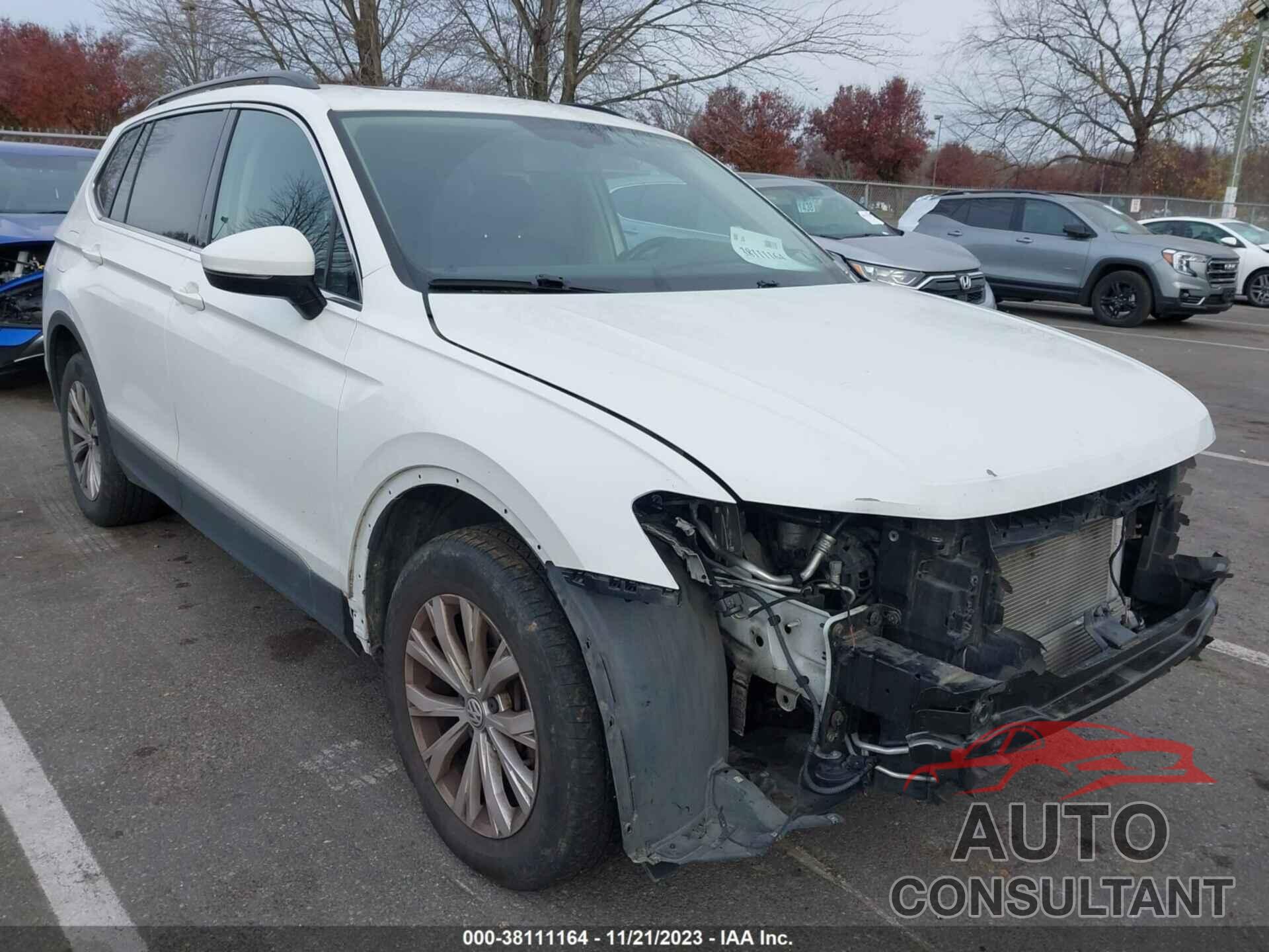 VOLKSWAGEN TIGUAN 2018 - 3VV2B7AX9JM063363