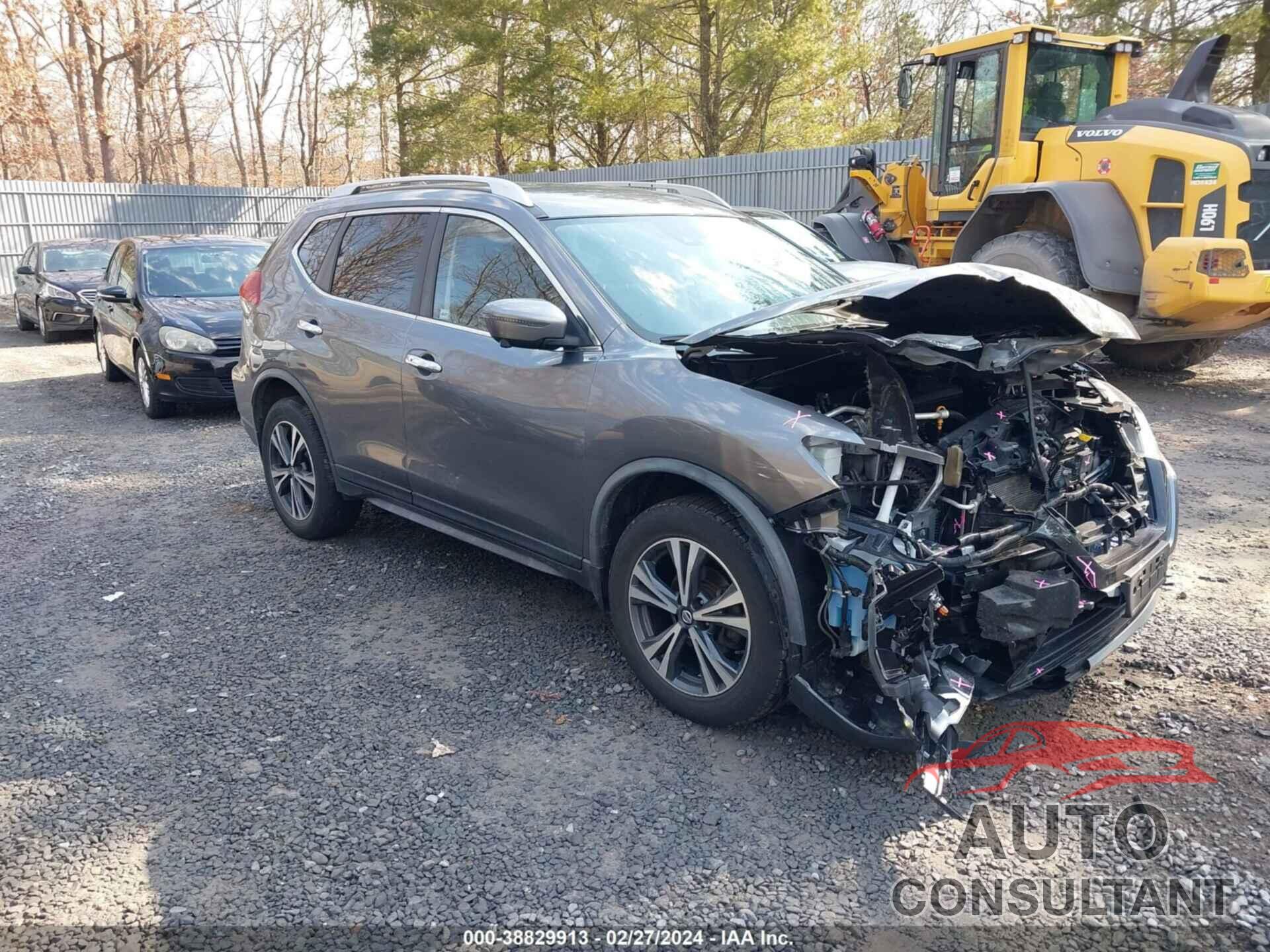 NISSAN ROGUE 2019 - JN8AT2MV5KW400041