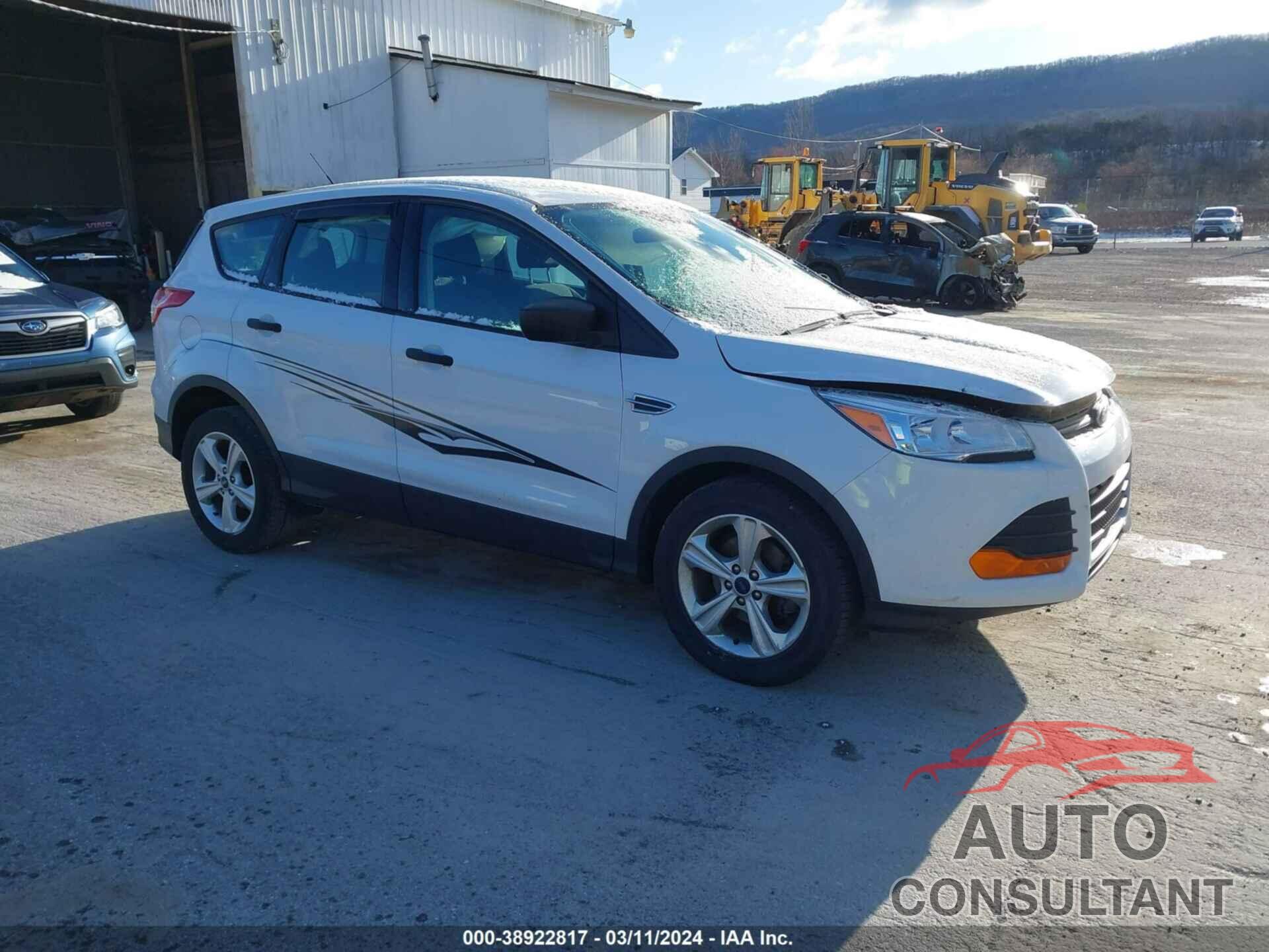 FORD ESCAPE 2016 - 1FMCU0F74GUB51539