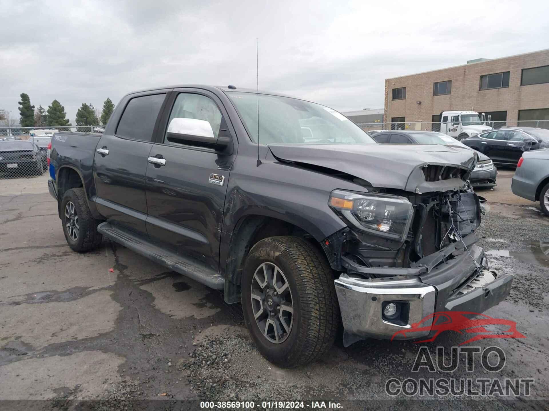 TOYOTA TUNDRA 2019 - 5TFAY5F18KX869823