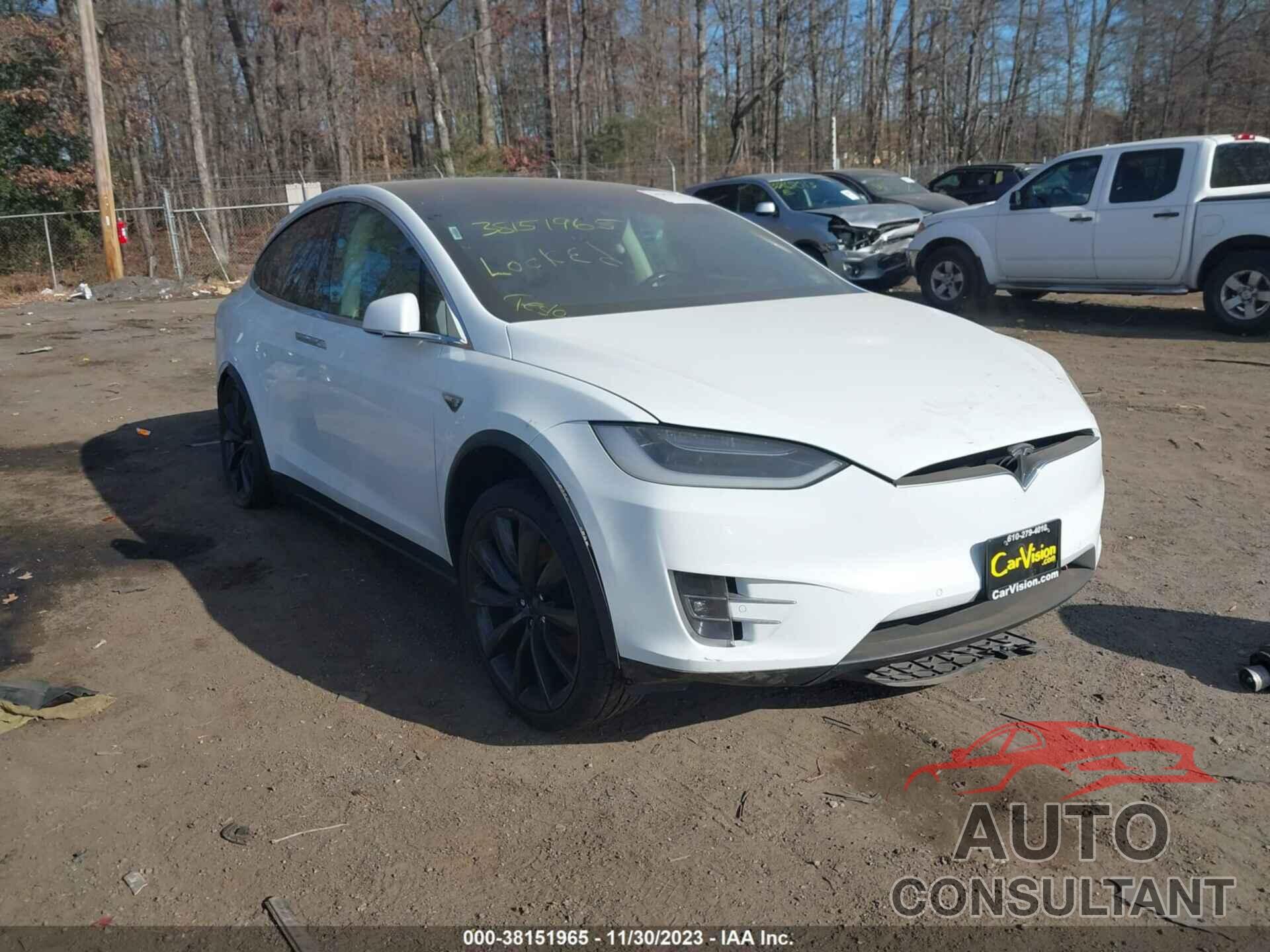 TESLA MODEL X 2016 - 5YJXCAE27GF007884