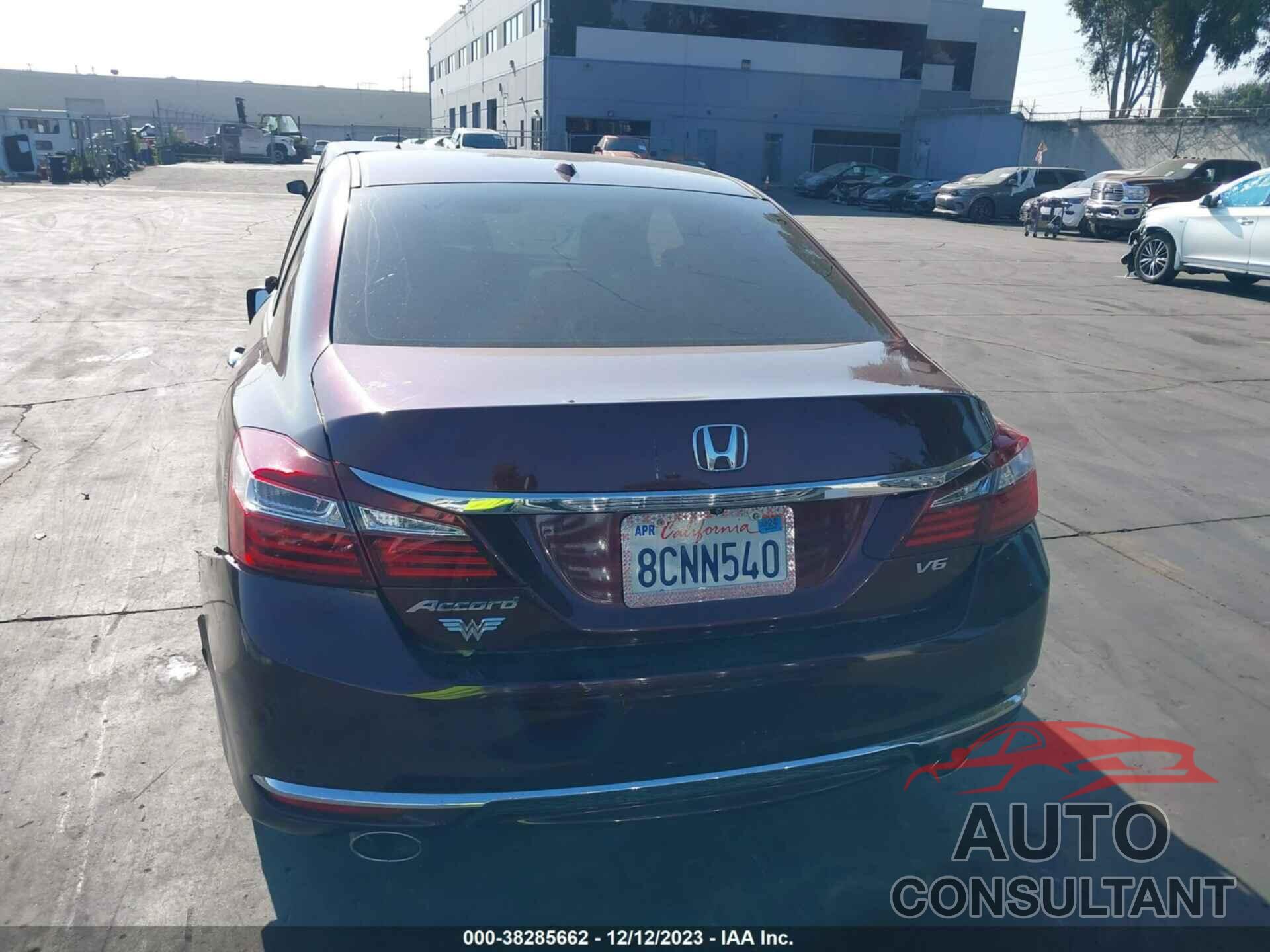 HONDA ACCORD 2017 - 1HGCR3F00HA011633