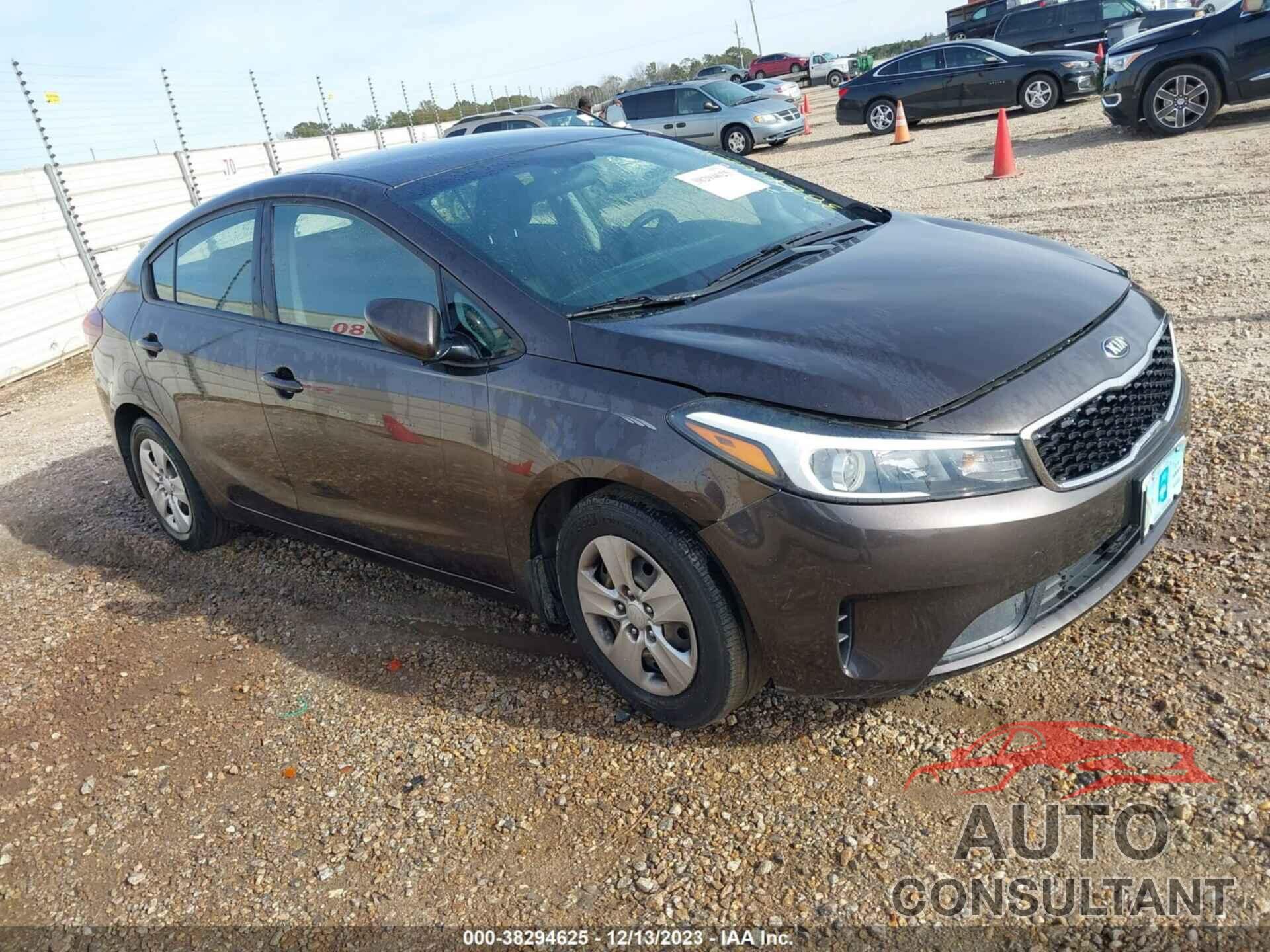 KIA FORTE 2018 - 3KPFK4A75JE217446