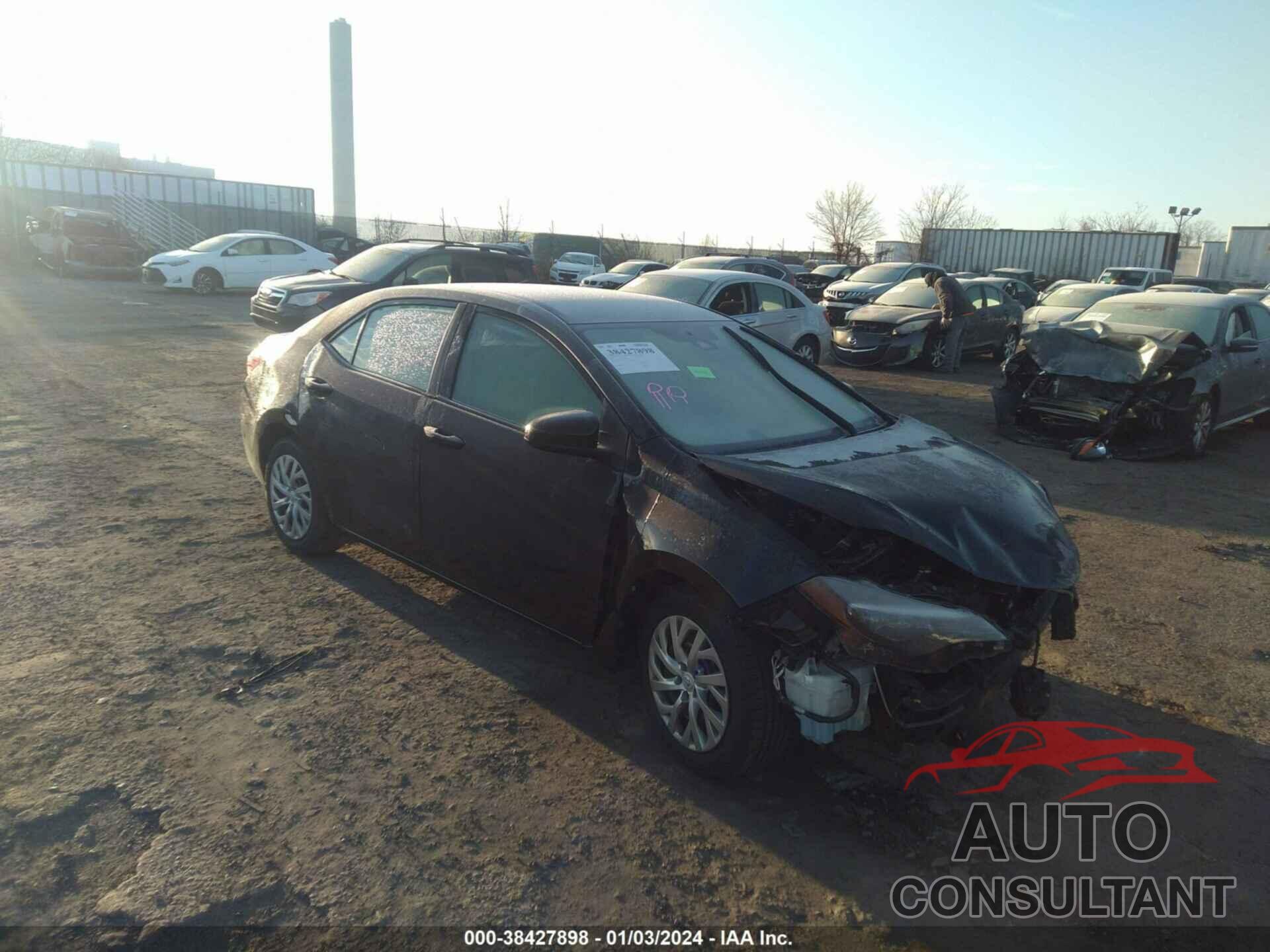 TOYOTA COROLLA 2019 - 2T1BURHEXKC130099