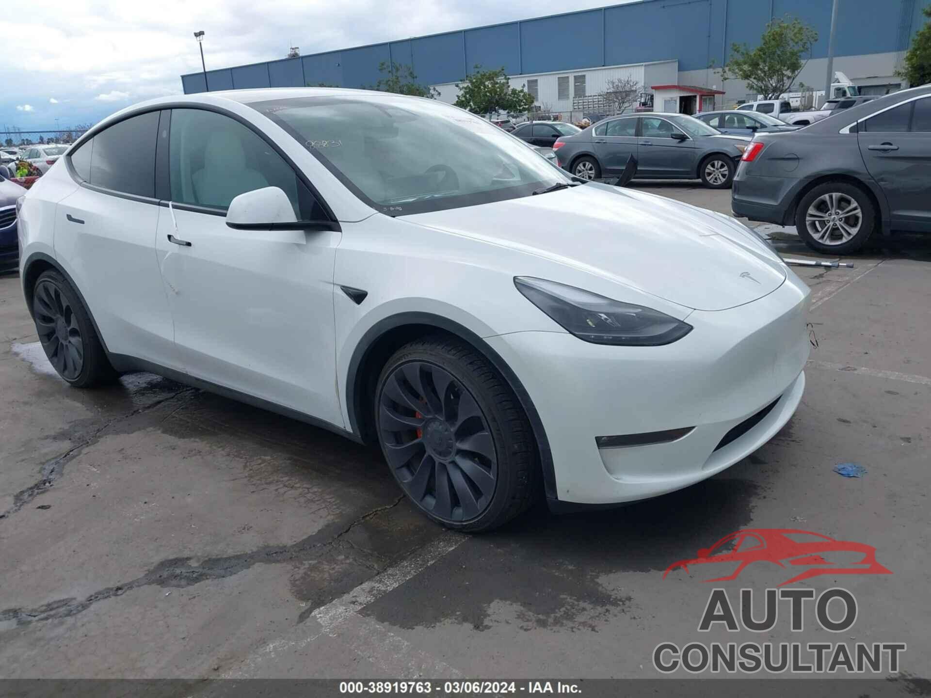 TESLA MODEL Y 2023 - 7SAYGDEF3PF889670