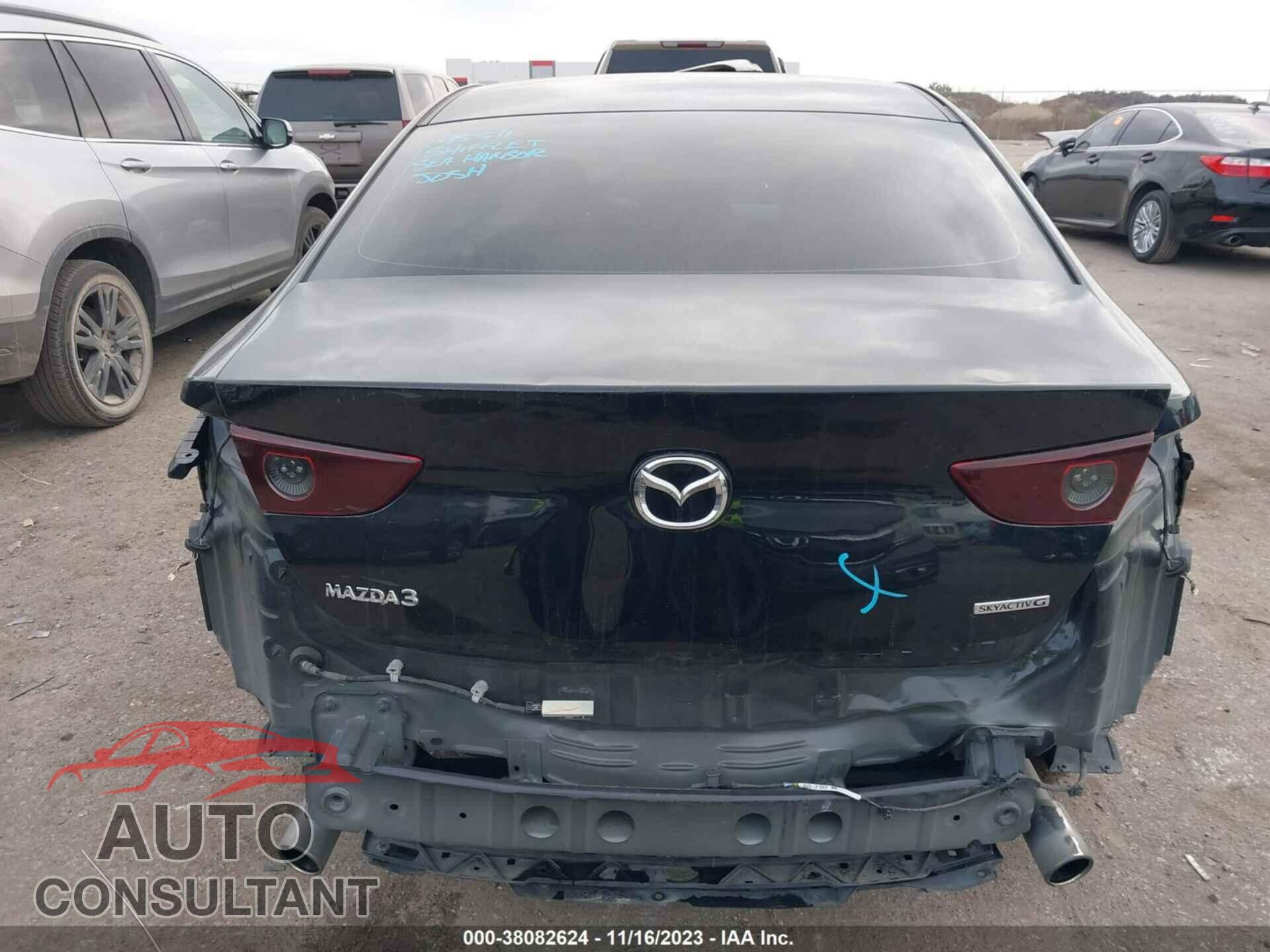 MAZDA MAZDA3 2021 - JM1BPAA78M1335447