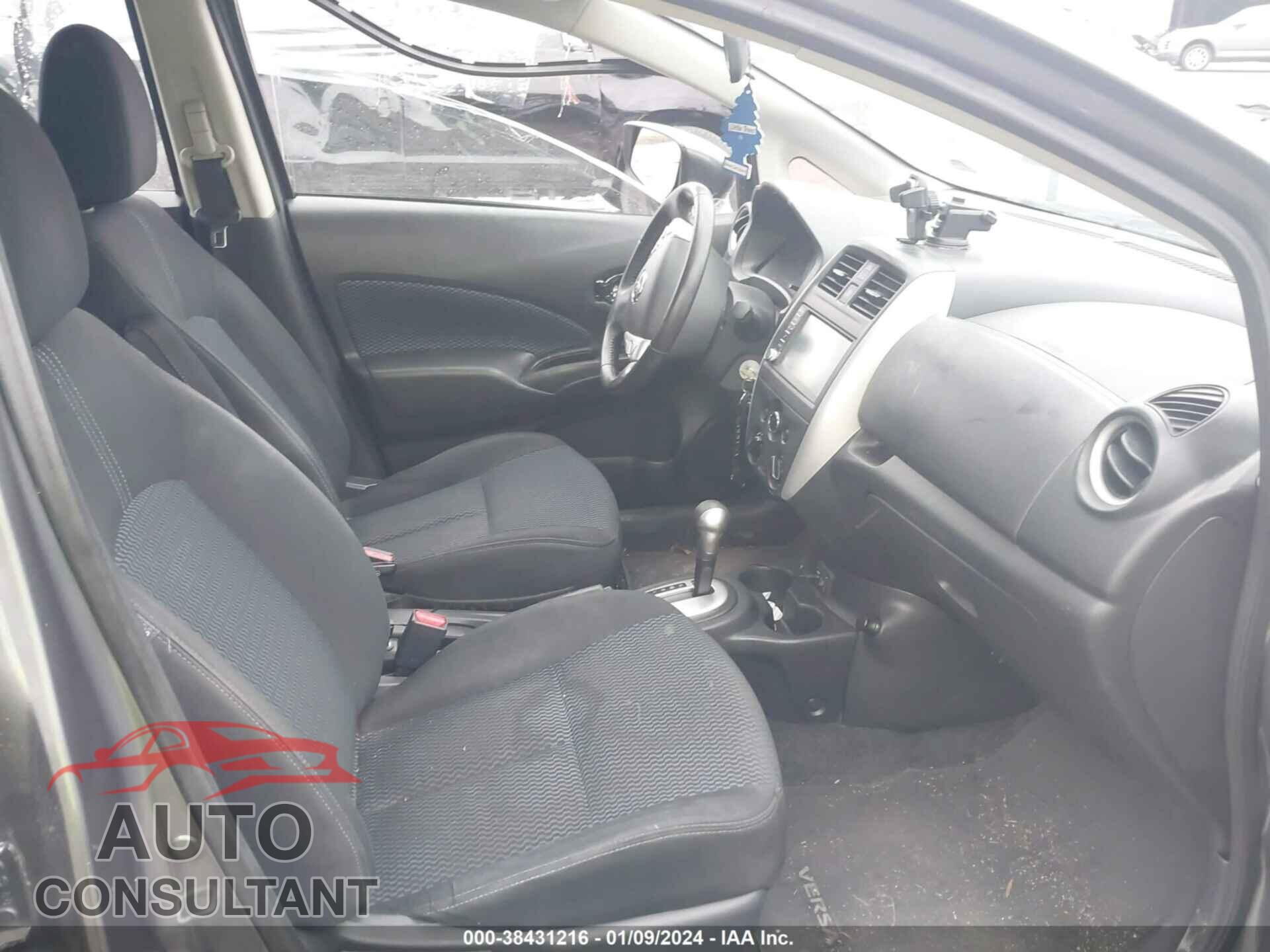 NISSAN VERSA NOTE 2019 - 3N1CE2CP7KL356019