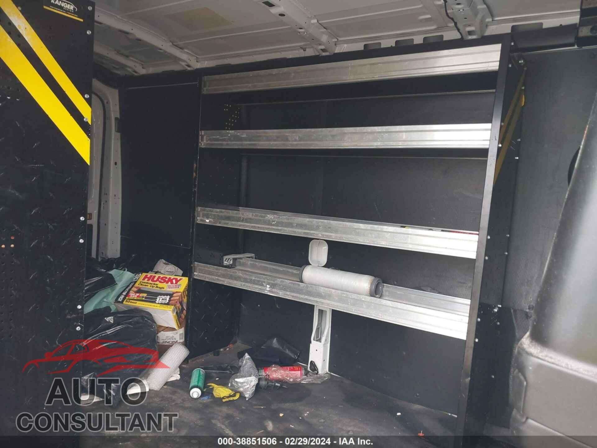 FORD TRANSIT 2019 - 1FTYR2CM3KKB76633