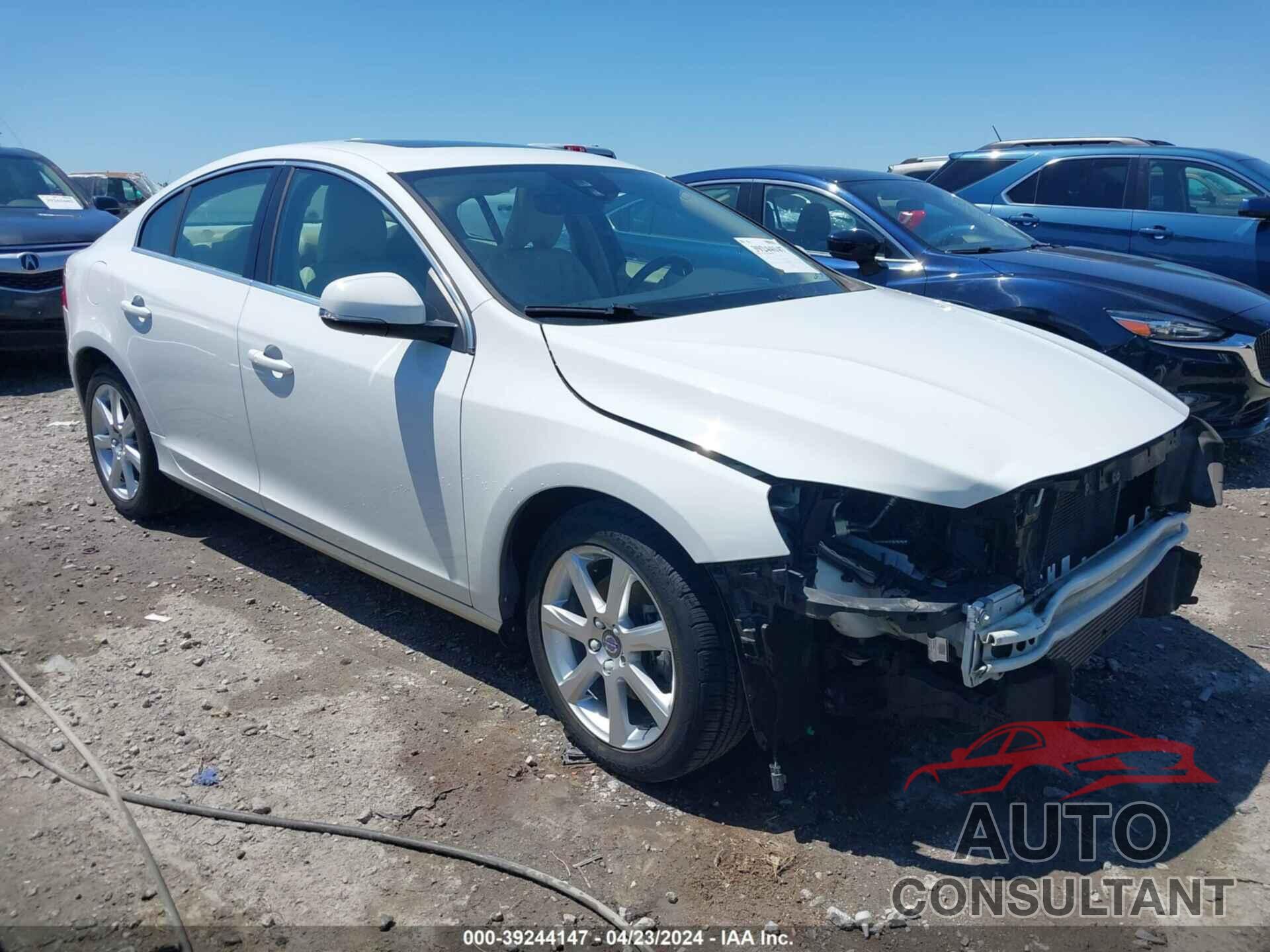 VOLVO S60 2016 - YV126MFK5G2394465