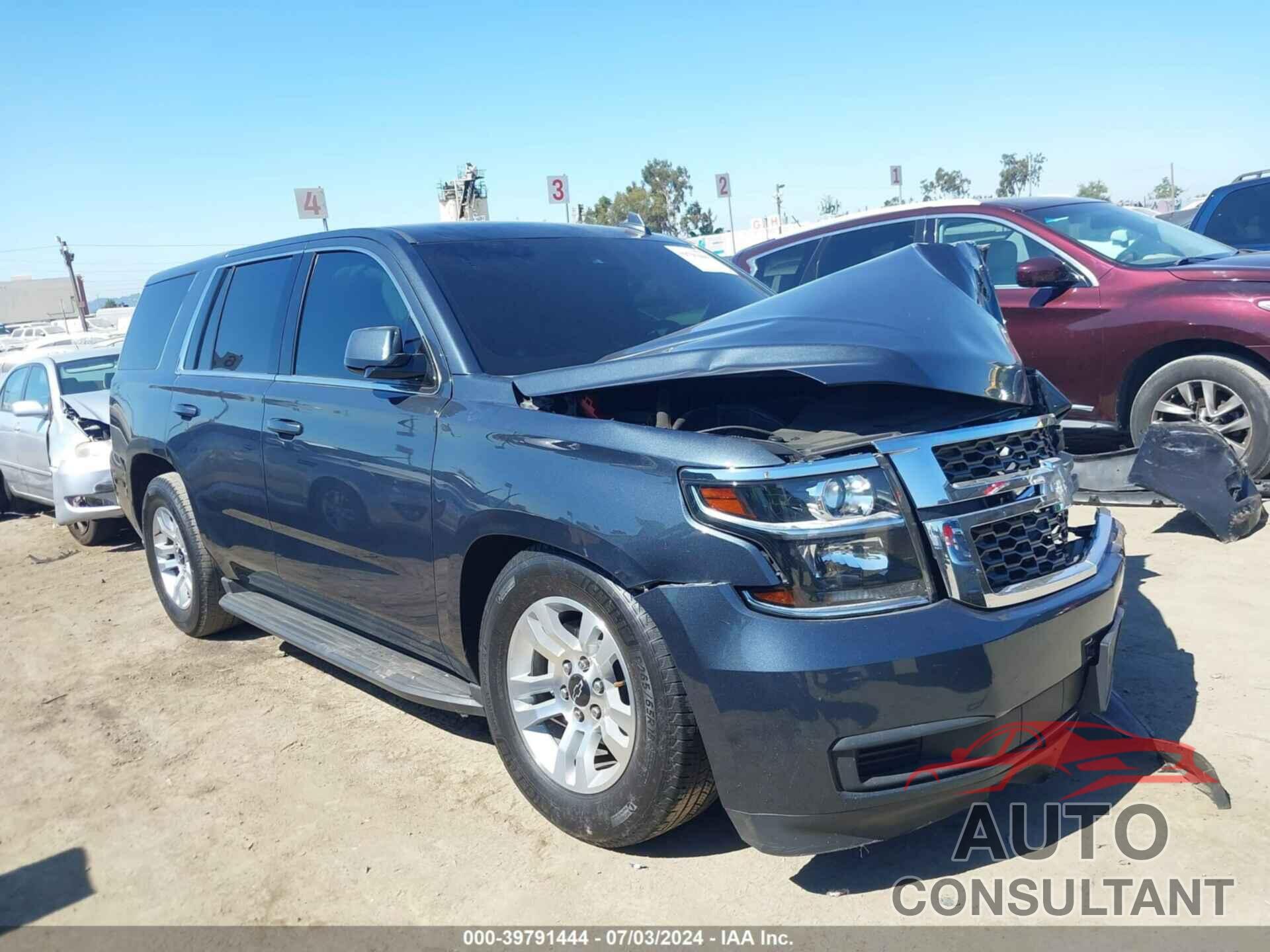 CHEVROLET TAHOE 2019 - 1GNSCAKC2KR257325