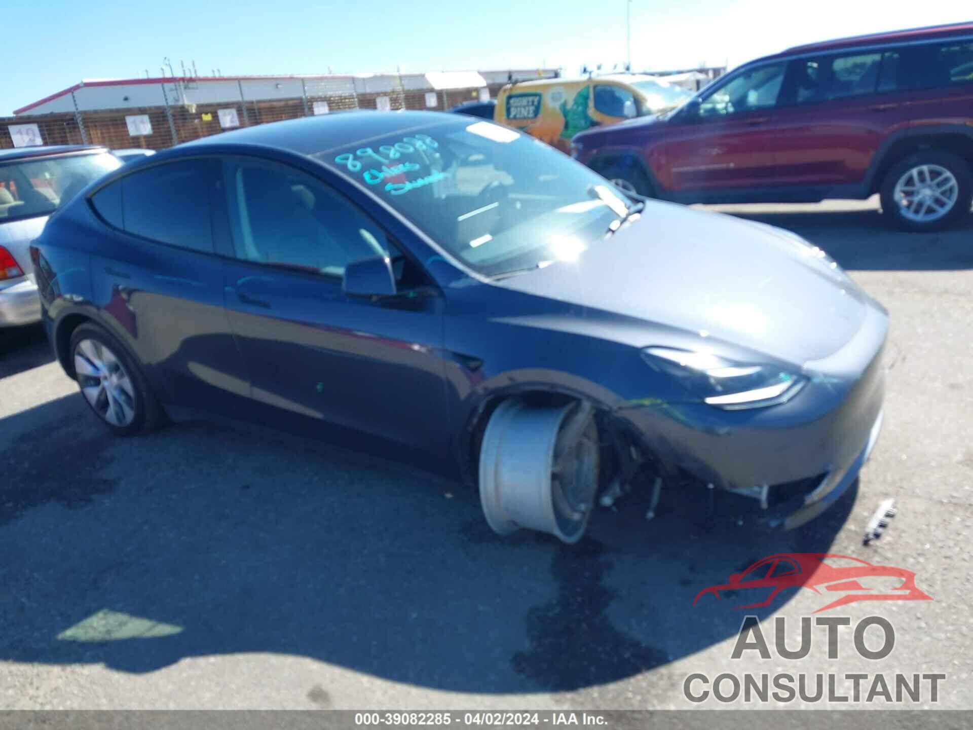 TESLA MODEL Y 2023 - 7SAYGDEE0PF898088