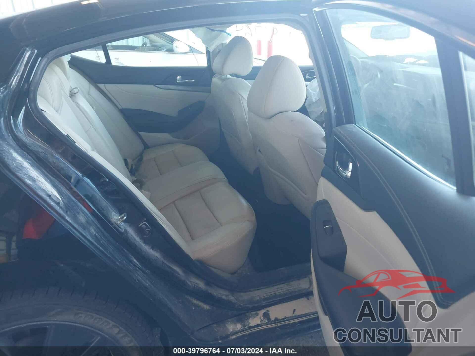 NISSAN MAXIMA 2019 - 1N4AA6AVXKC361161