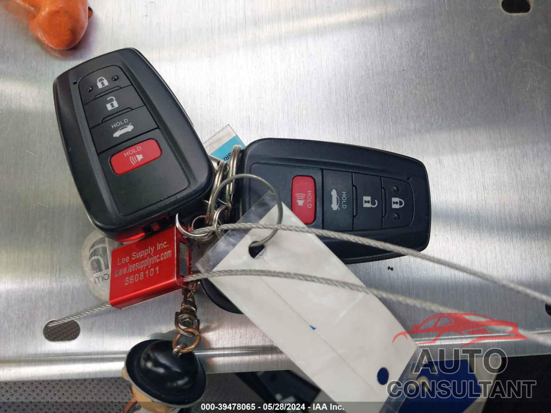TOYOTA COROLLA 2021 - JTDEAMDE8MJ003292