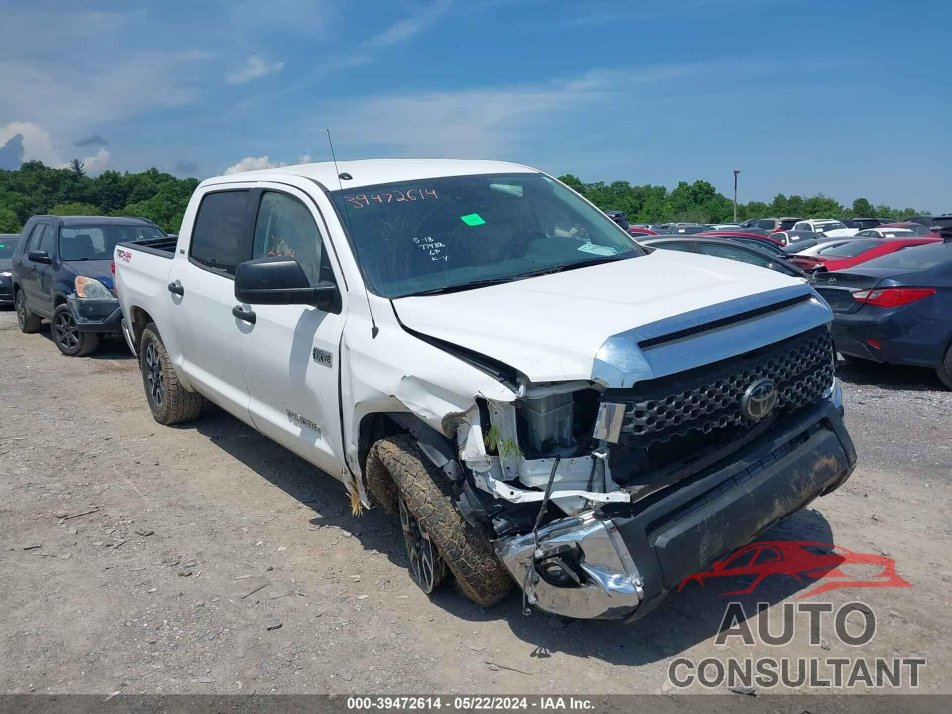 TOYOTA TUNDRA 2019 - 5TFDY5F12KX855820