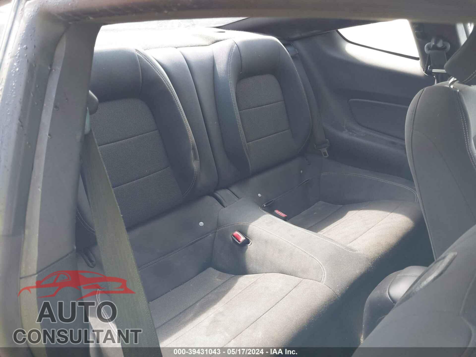 FORD MUSTANG 2017 - 1FA6P8AM7H5228992