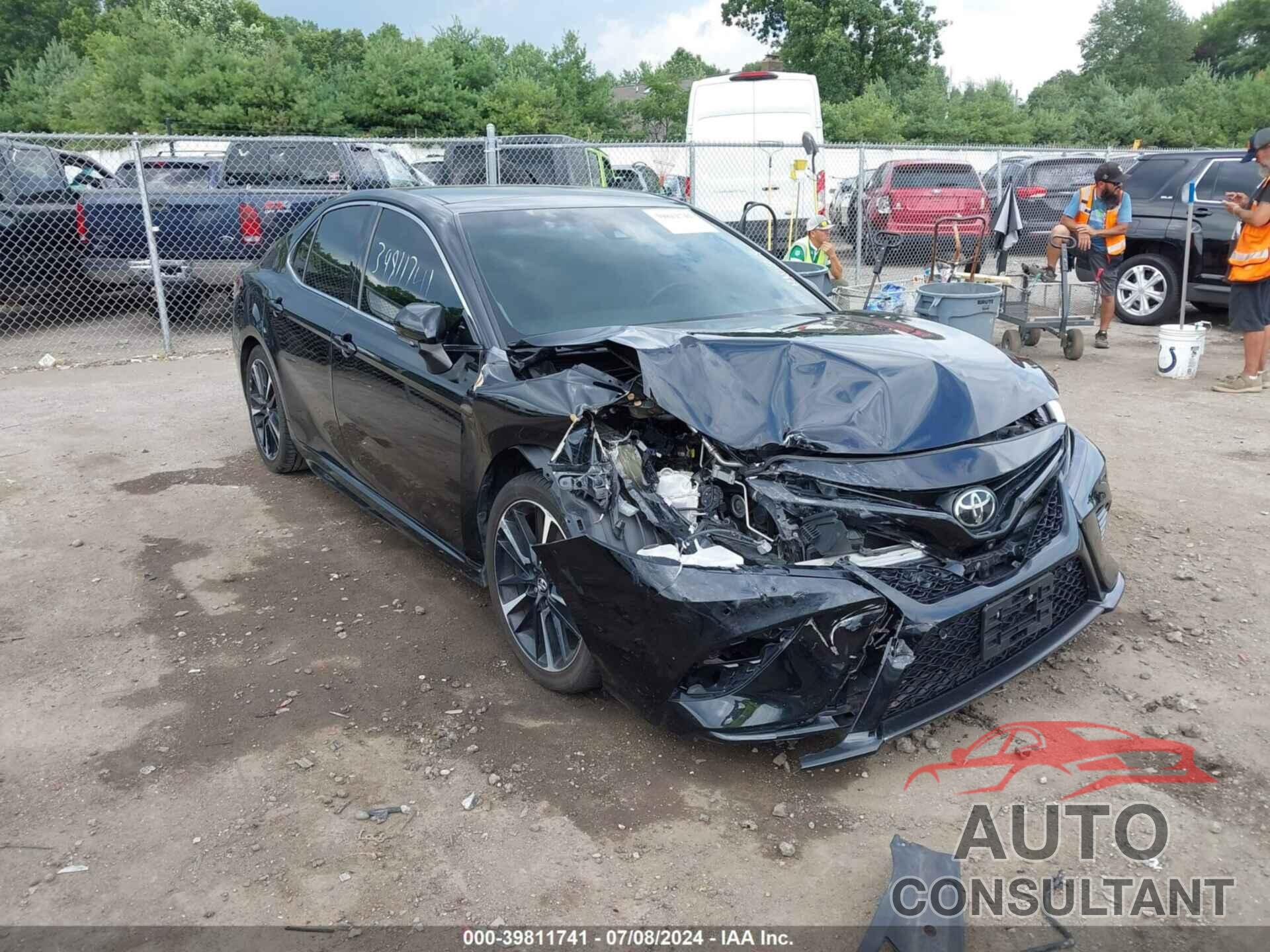 TOYOTA CAMRY 2018 - 4T1BZ1HK0JU502863