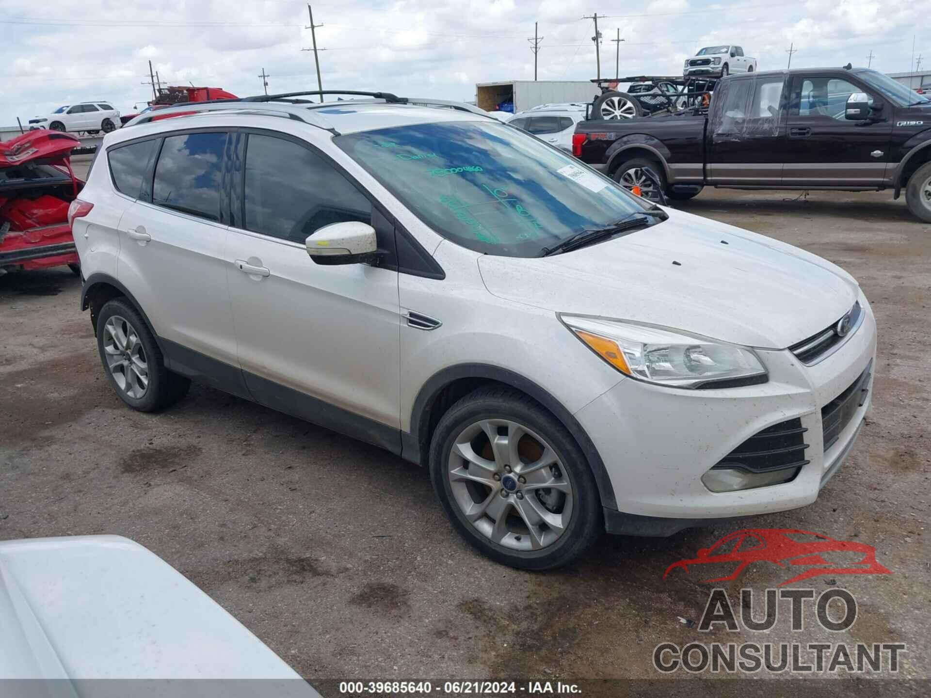 FORD ESCAPE 2016 - 1FMCU9J90GUA44663