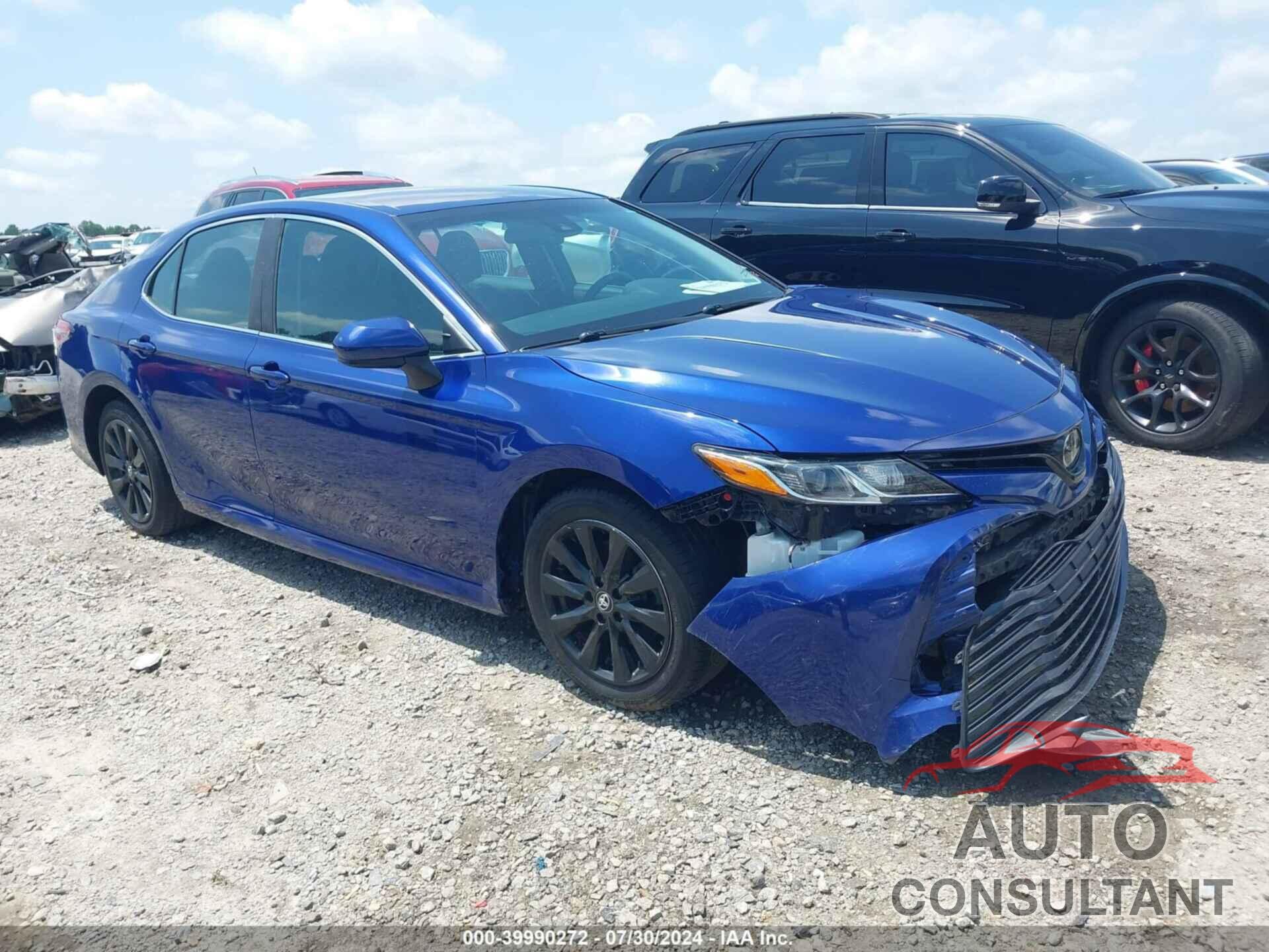TOYOTA CAMRY 2018 - 4T1B11HK4JU569005
