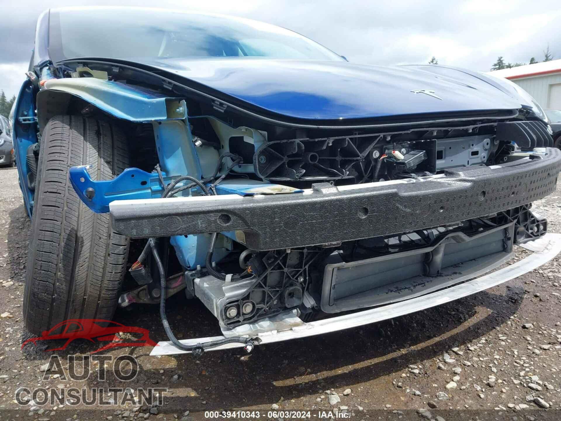 TESLA MODEL 3 2020 - 5YJ3E1EB7LF636192