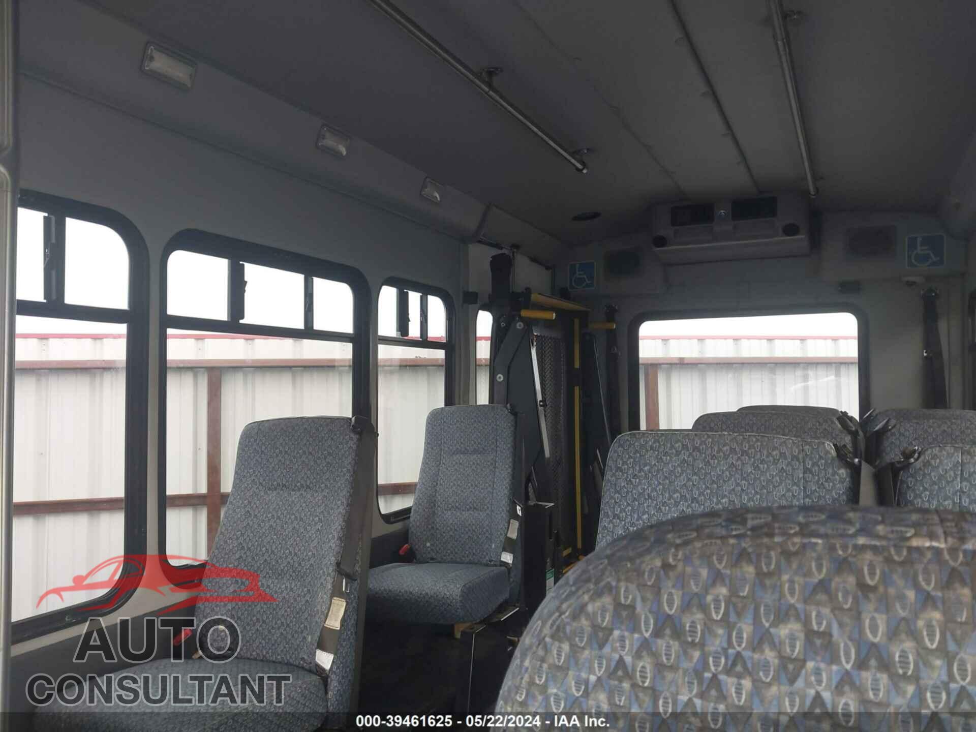 FORD ECONOLINE 2017 - 1FDEE3FS9HDC47230