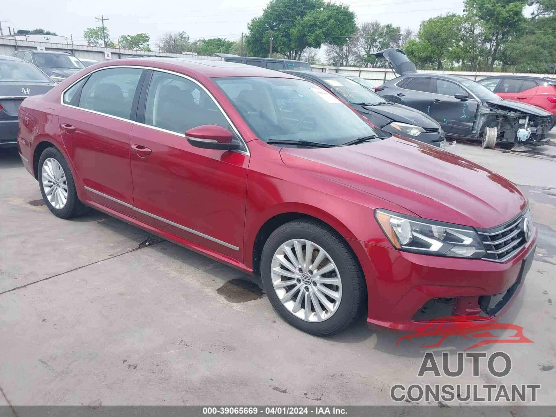 VOLKSWAGEN PASSAT 2017 - 1VWBT7A34HC061621