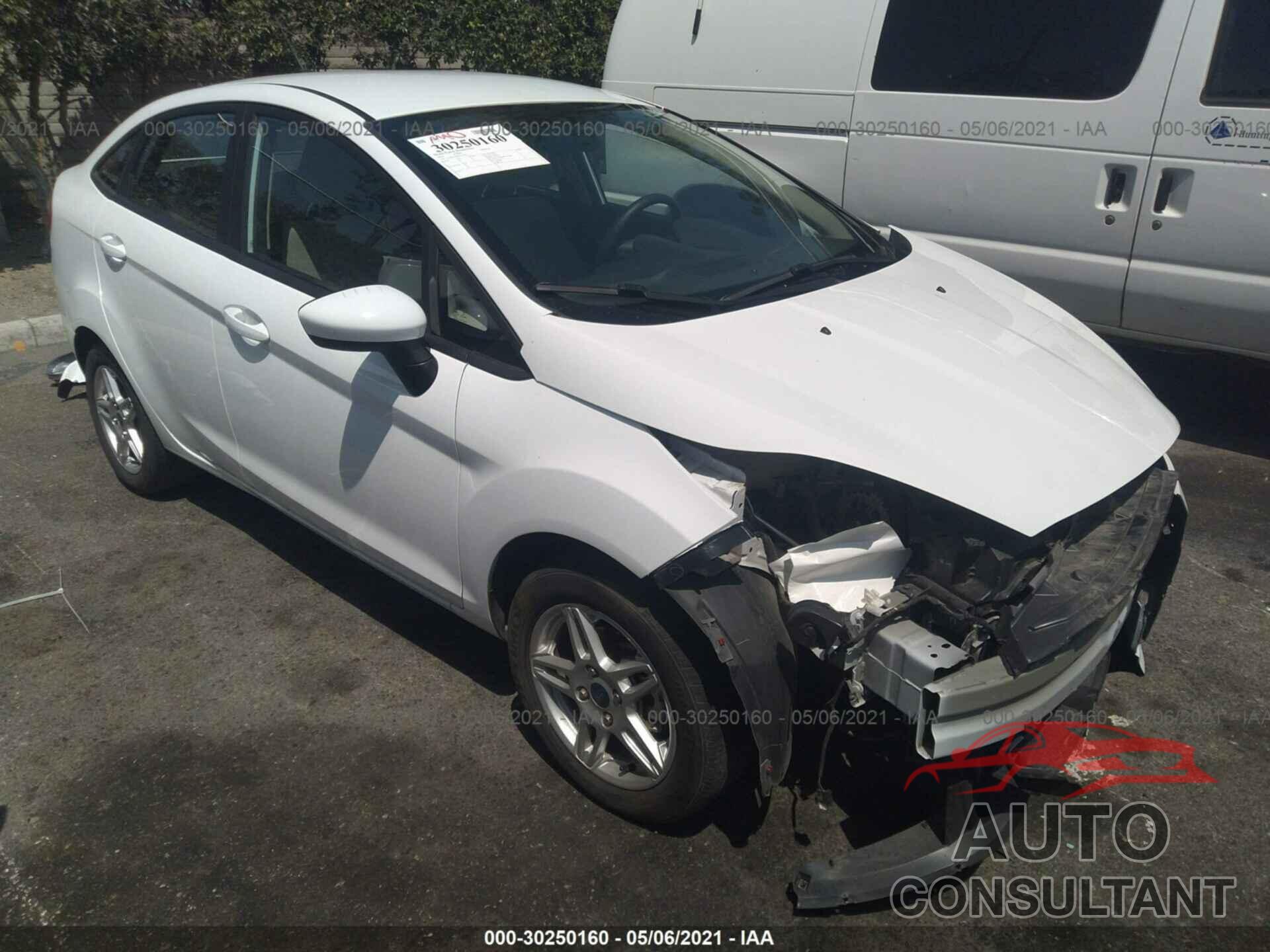 FORD FIESTA 2019 - 3FADP4BJ4KM132596