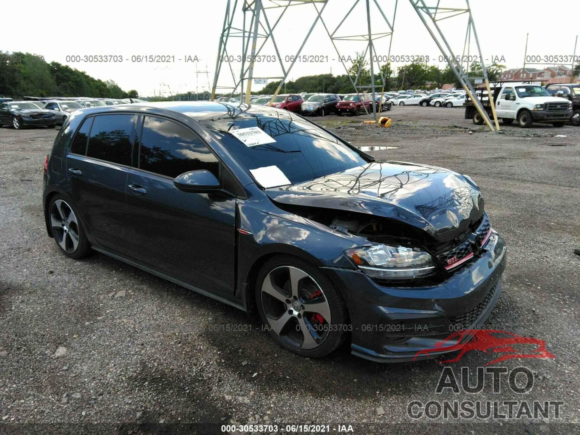 VOLKSWAGEN GOLF GTI 2018 - 3VW547AU0JM288912