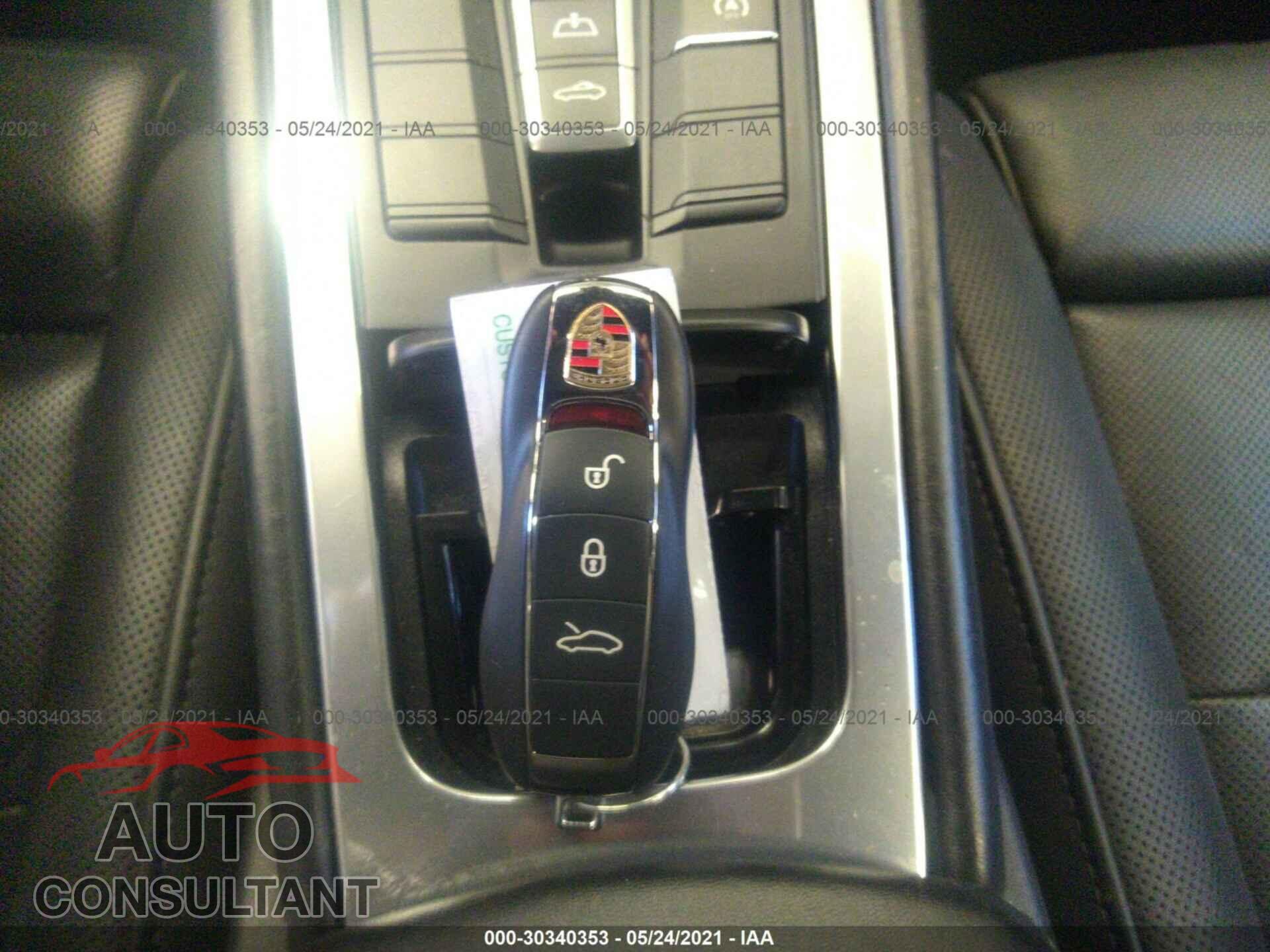PORSCHE 911 2017 - WP0CB2A94HS155733